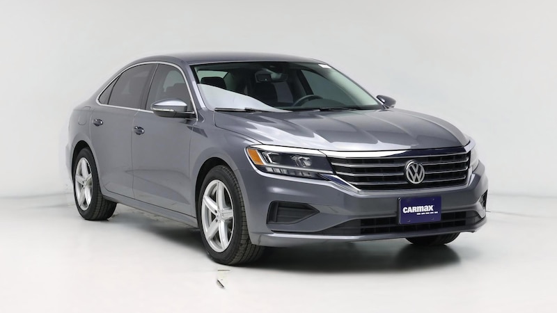 2020 Volkswagen Passat SE Hero Image