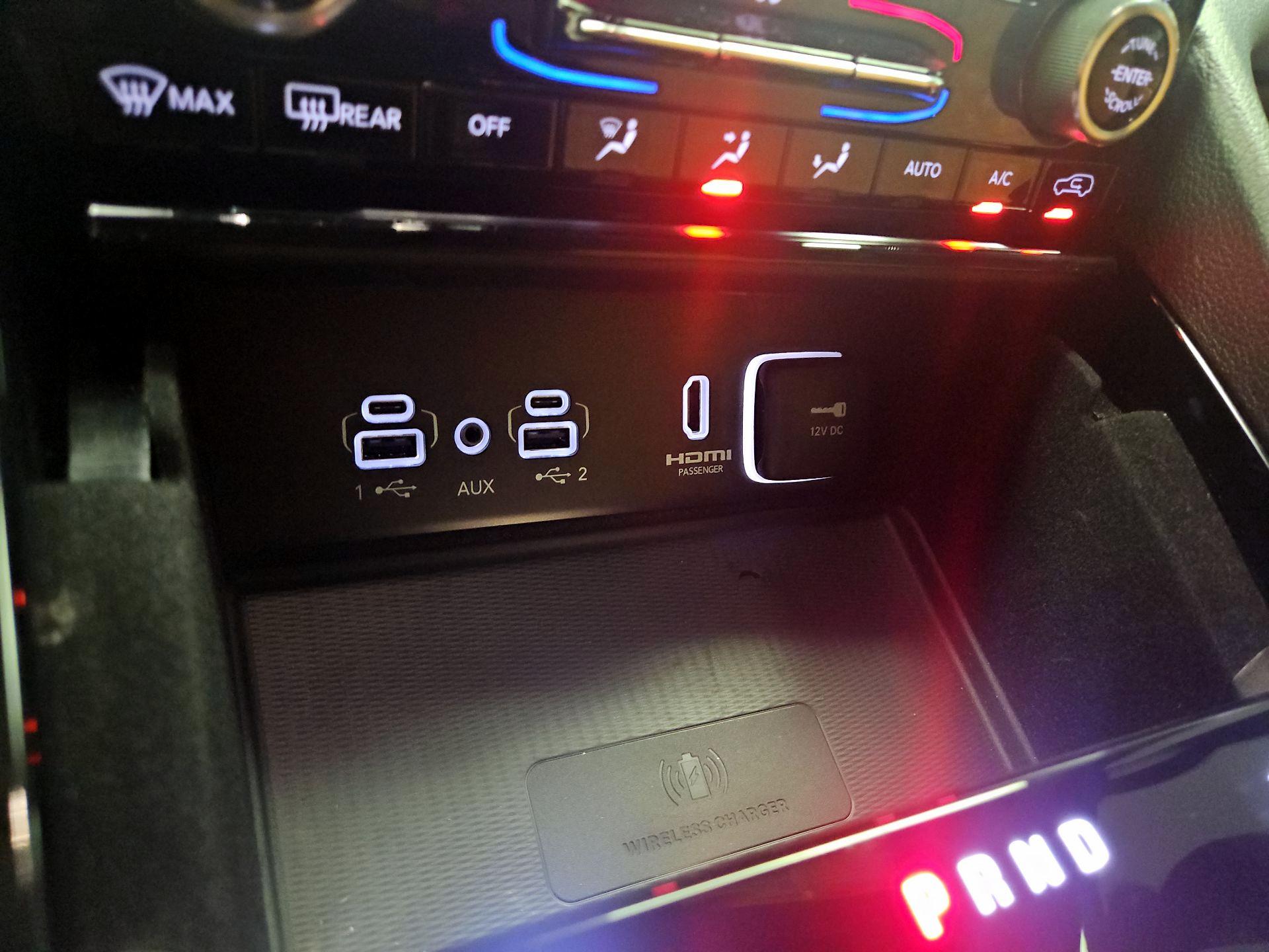 Thumbnail: 2022 Jeep Grand Cherokee - 18