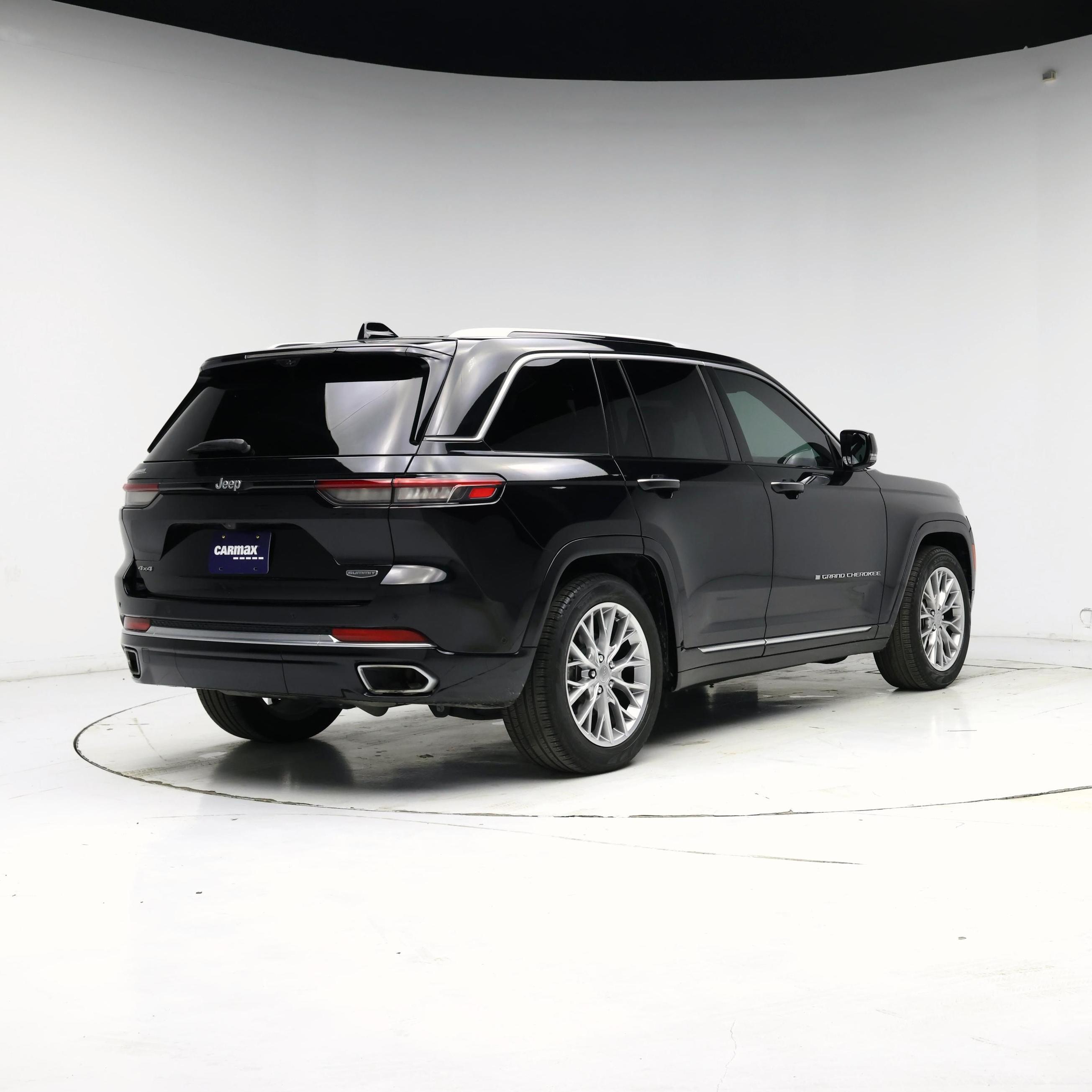 Thumbnail: 2022 Jeep Grand Cherokee - 8