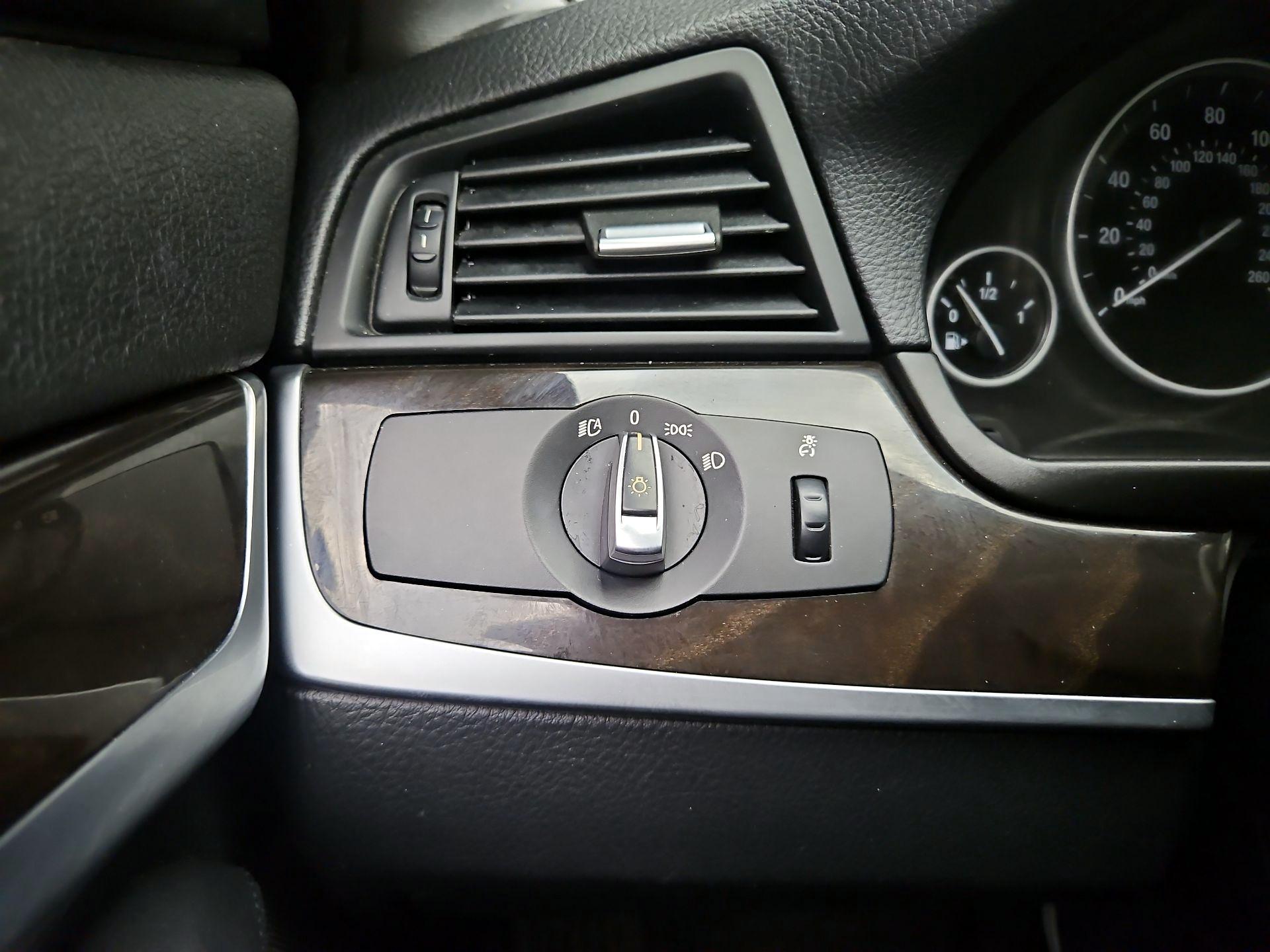 Thumbnail: 2014 BMW 5 Series - 13