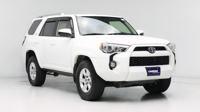 2016 Toyota 4Runner SR5 Hero Image
