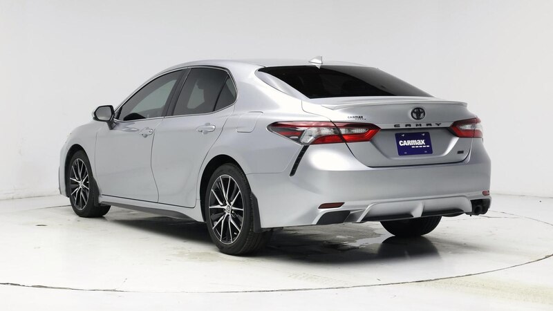 2021 Toyota Camry SE 2