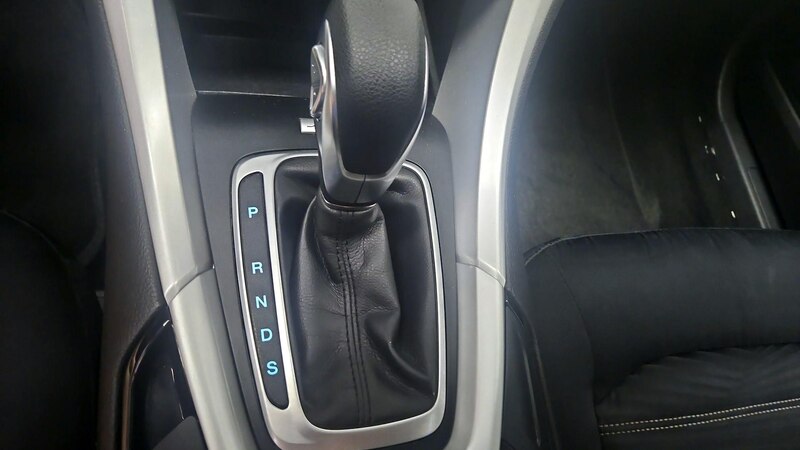 2016 Ford Fusion SE 17