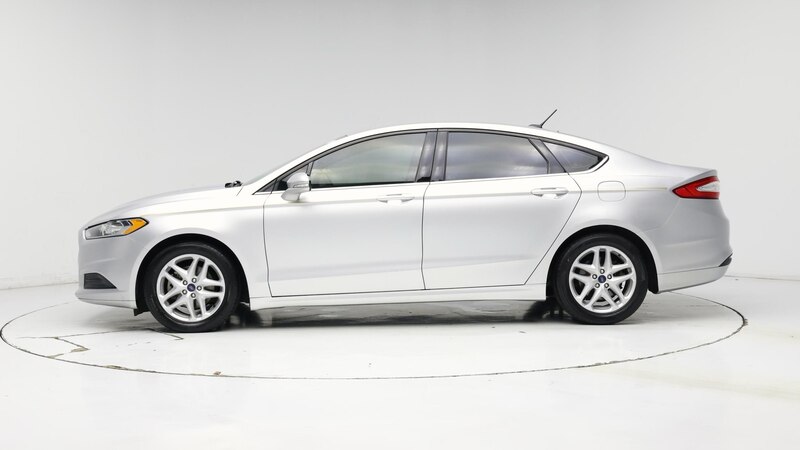 2016 Ford Fusion SE 3