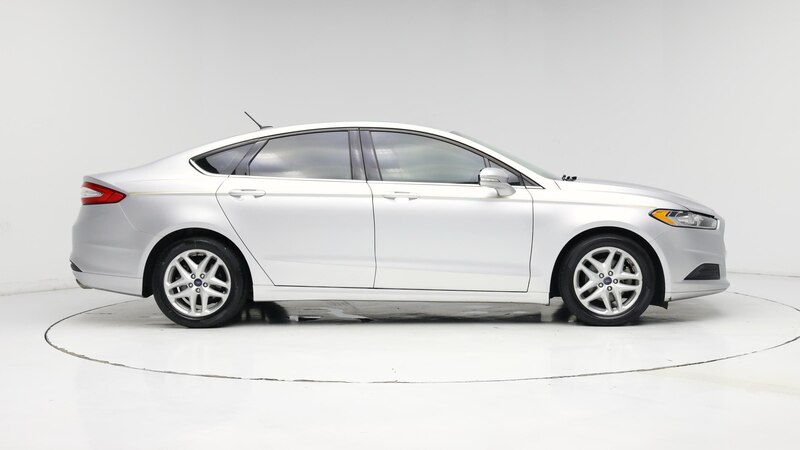 2016 Ford Fusion SE 7