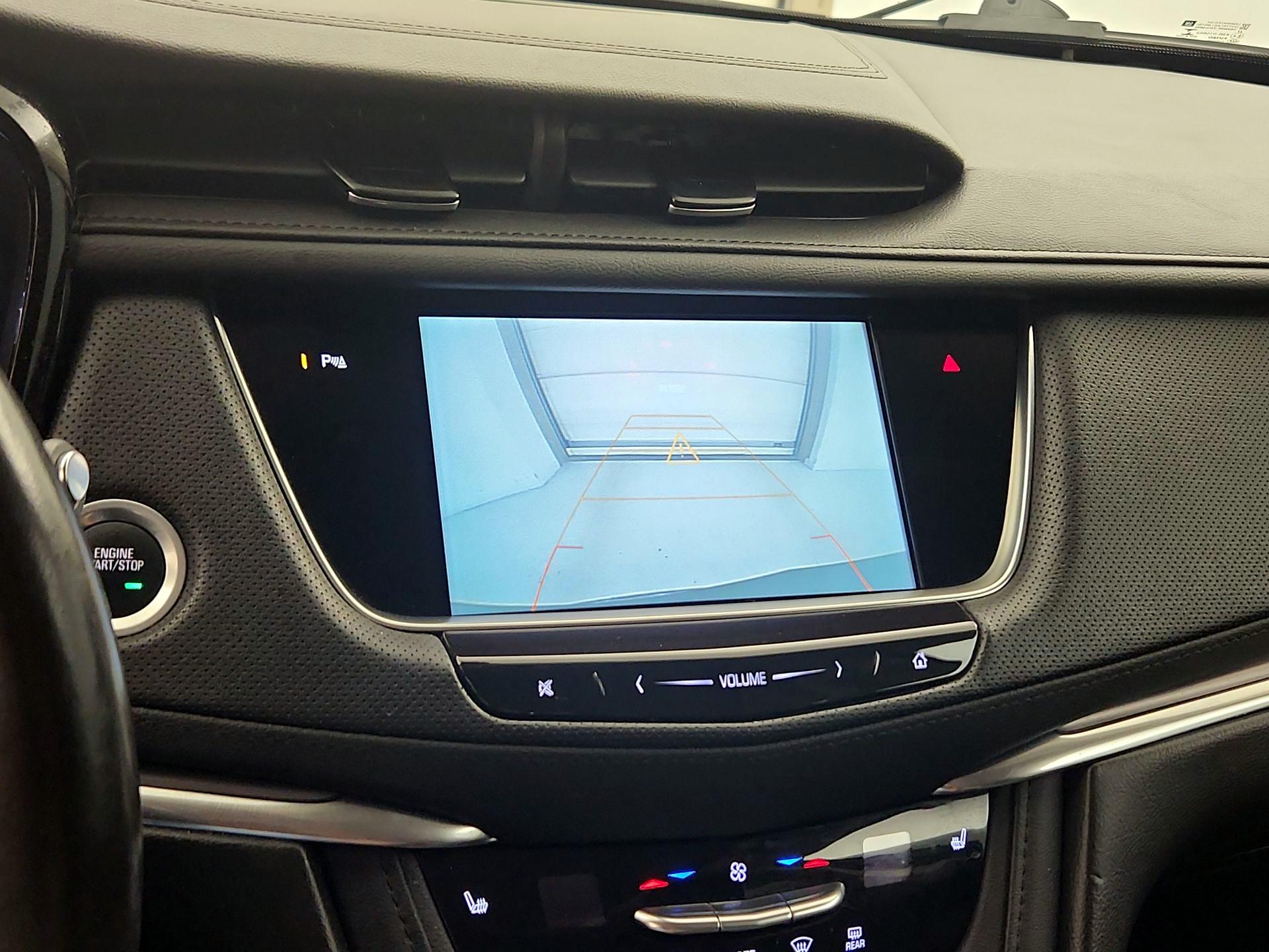 Thumbnail: 2019 Cadillac XT5 - 14