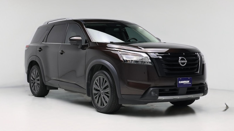 2022 Nissan Pathfinder SL Hero Image