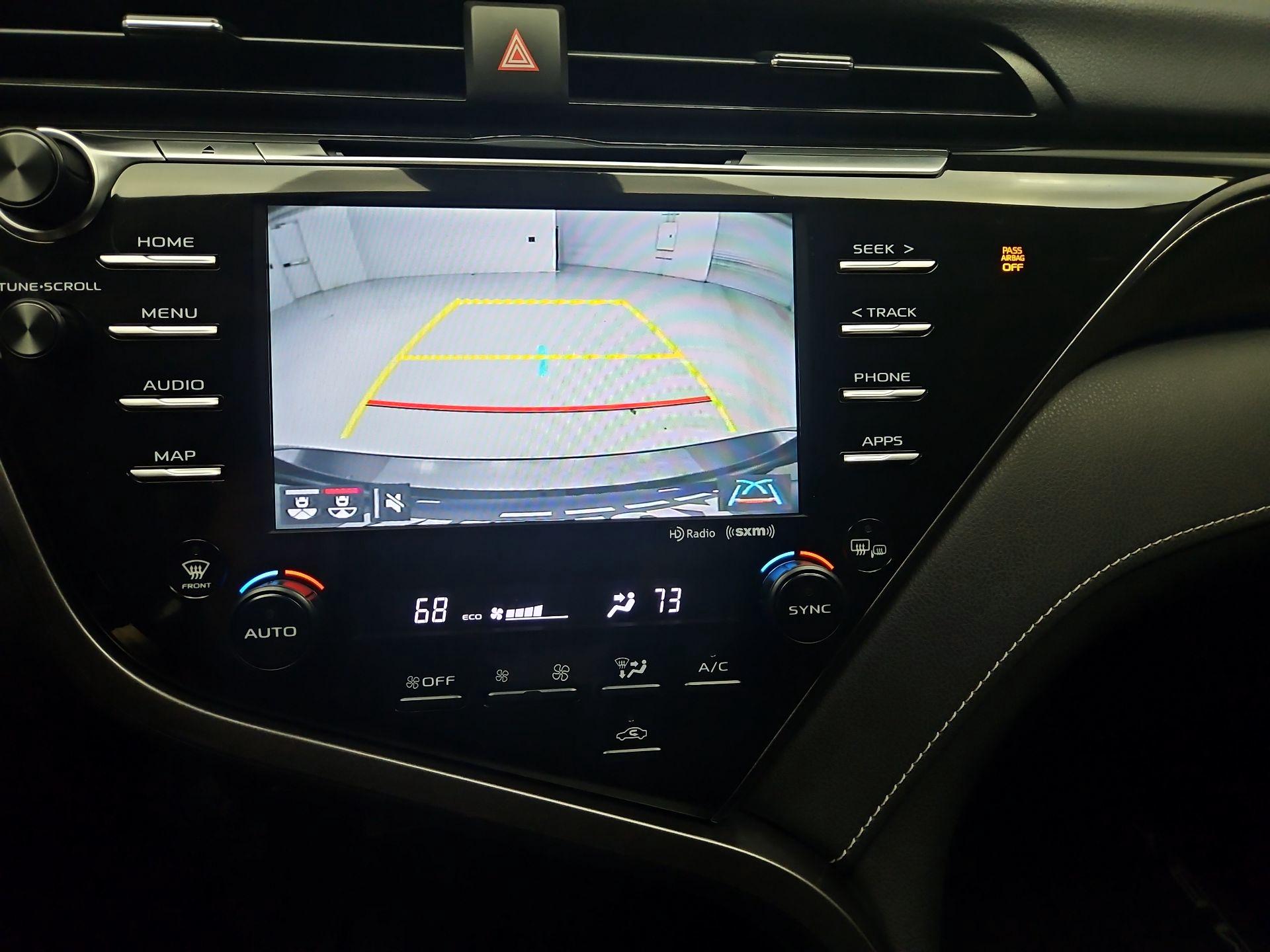 Thumbnail: 2020 Toyota Camry - 14