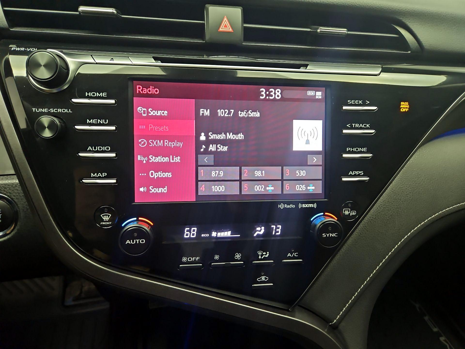 Thumbnail: 2020 Toyota Camry - 15