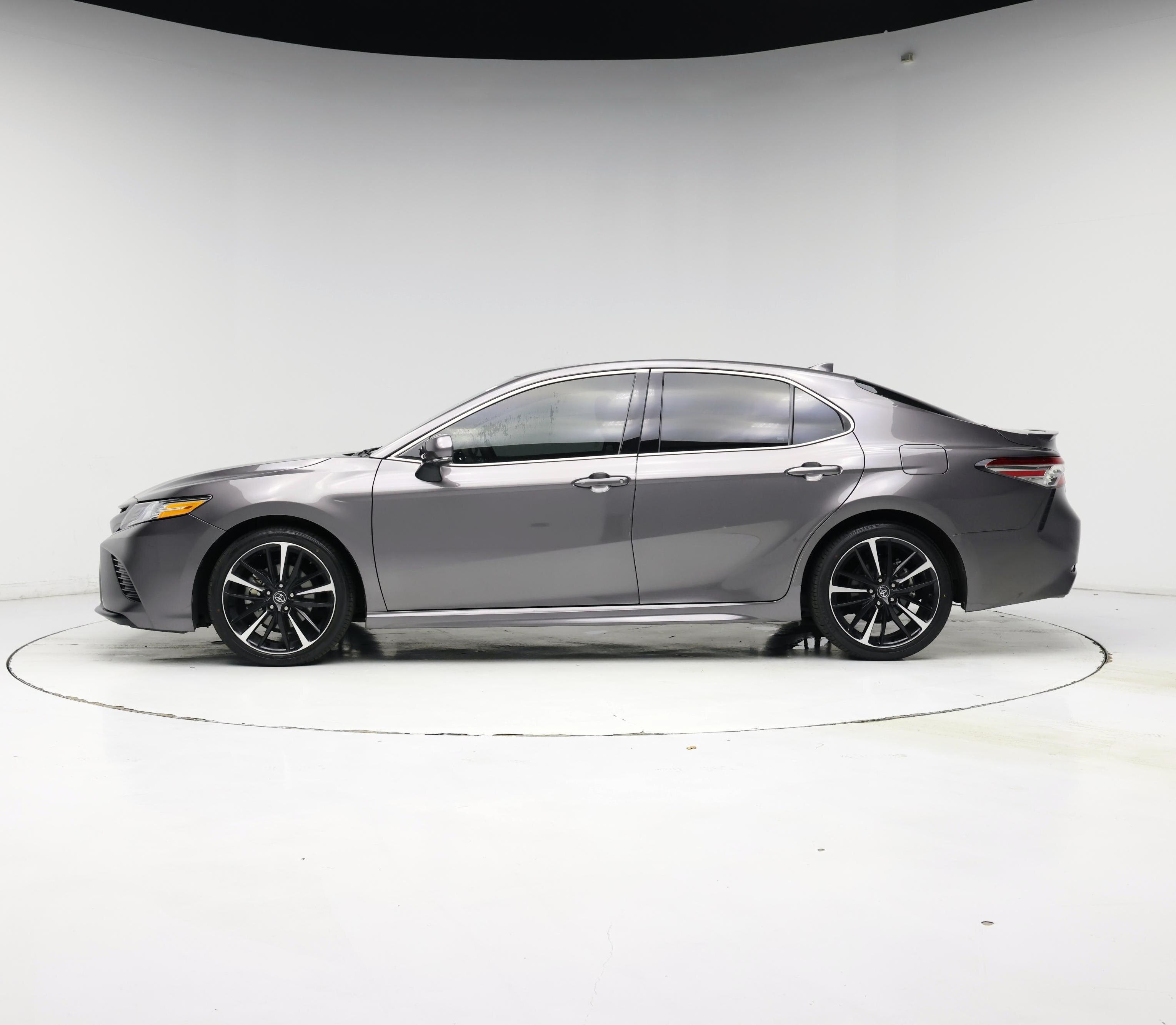 Thumbnail: 2020 Toyota Camry - 3