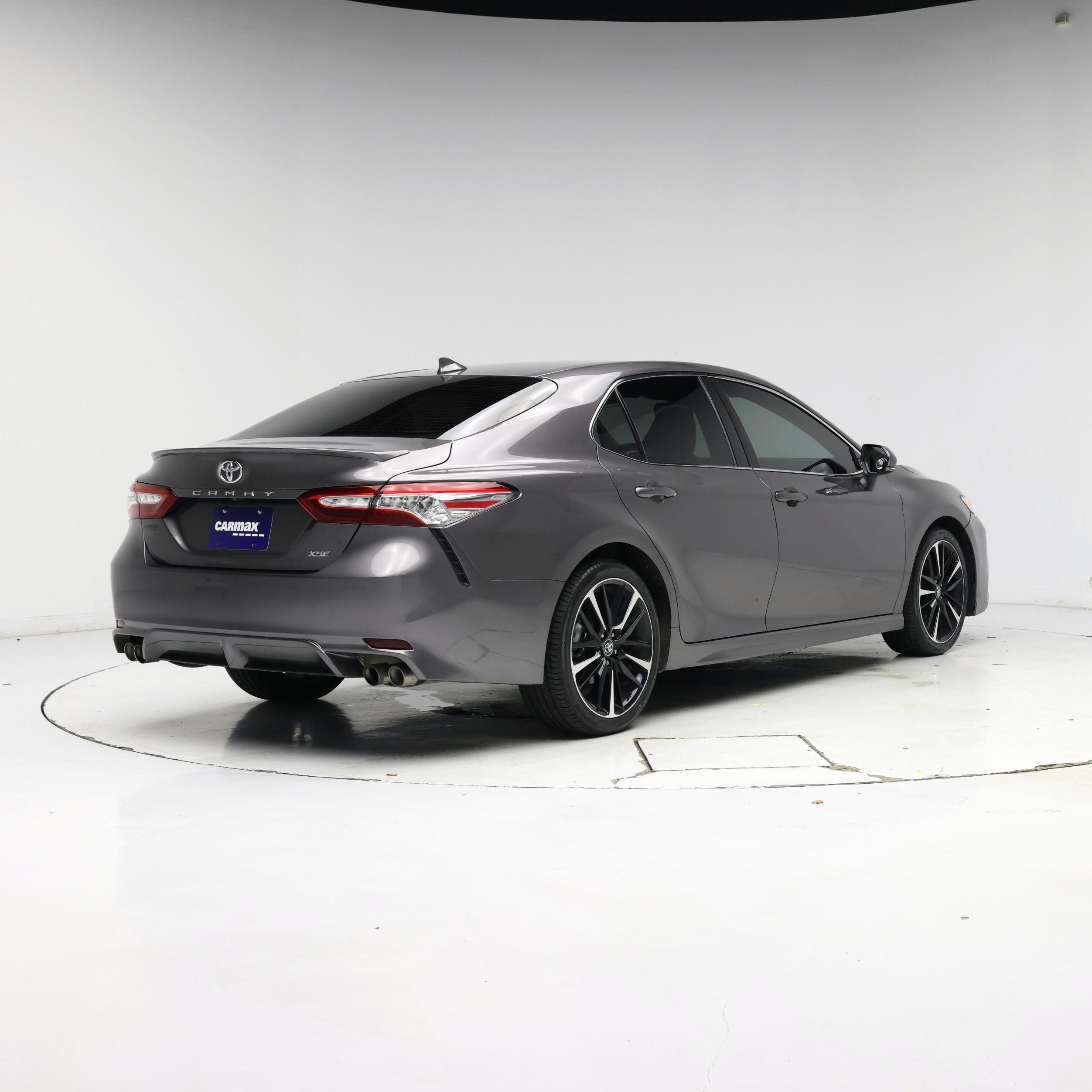 Thumbnail: 2020 Toyota Camry - 8