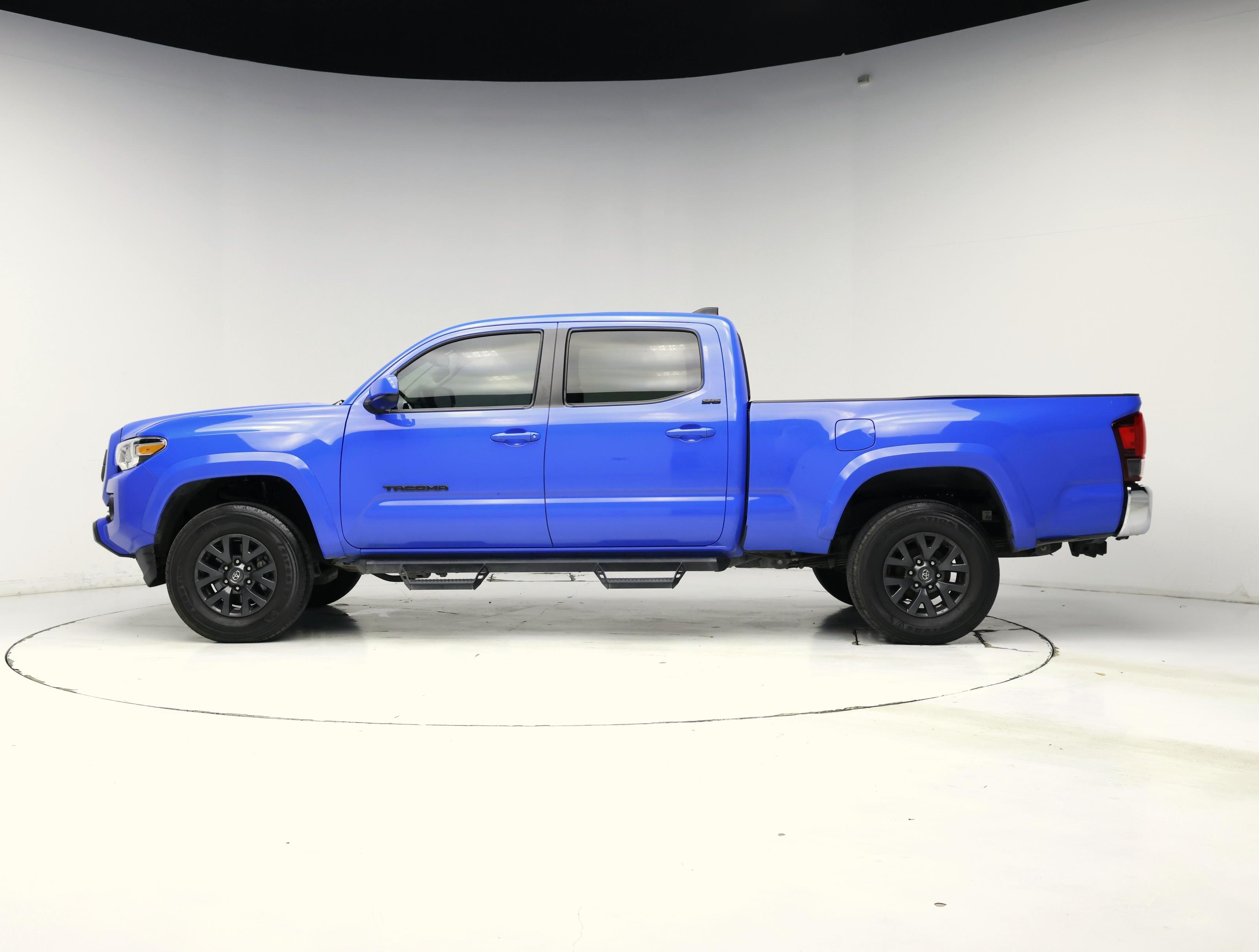 Thumbnail: 2021 Toyota Tacoma - 3