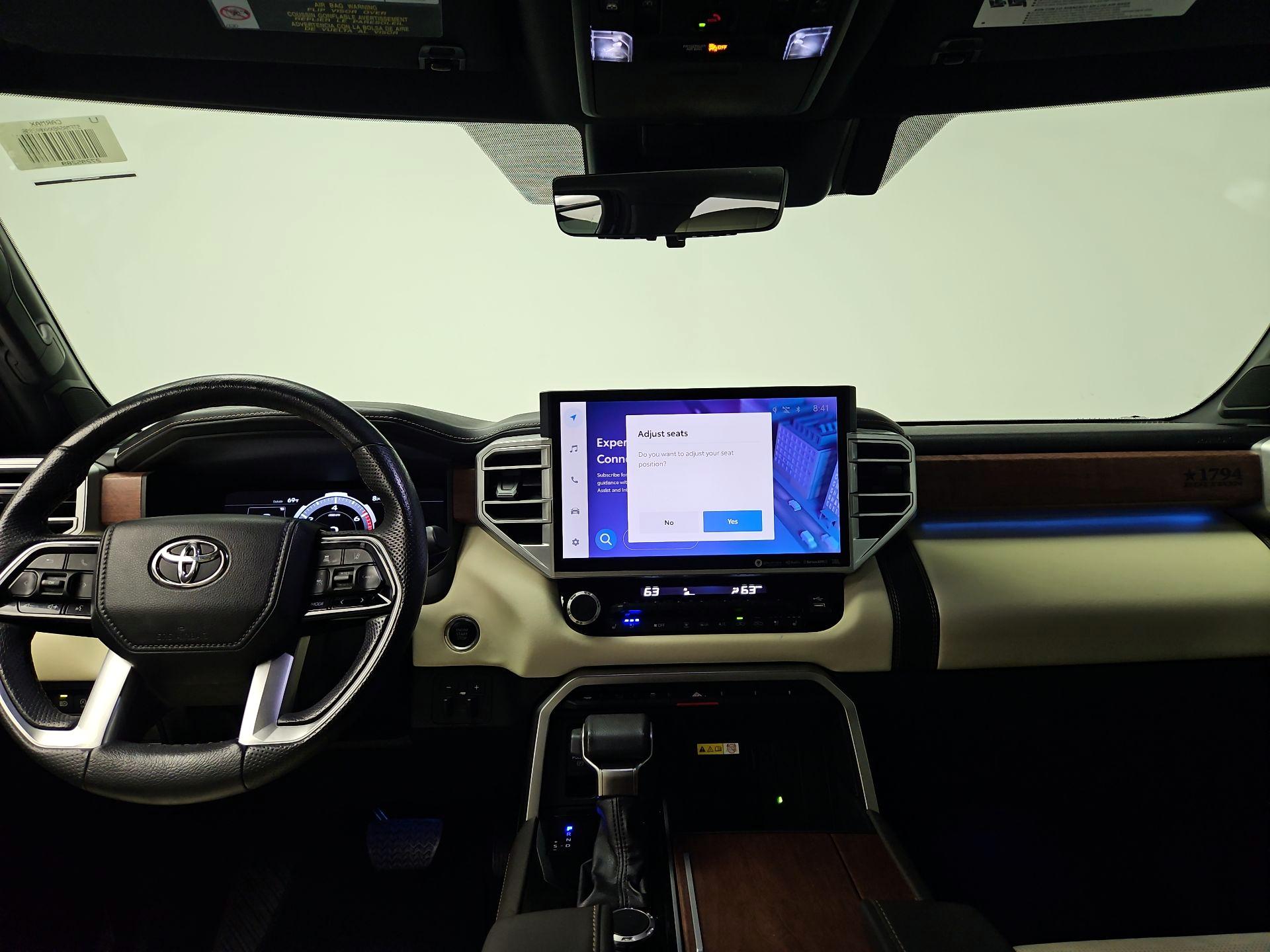 Thumbnail: 2022 Toyota Tundra - 8