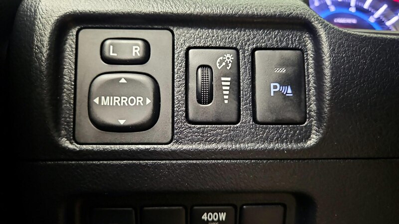 2019 Toyota 4Runner Limited 13