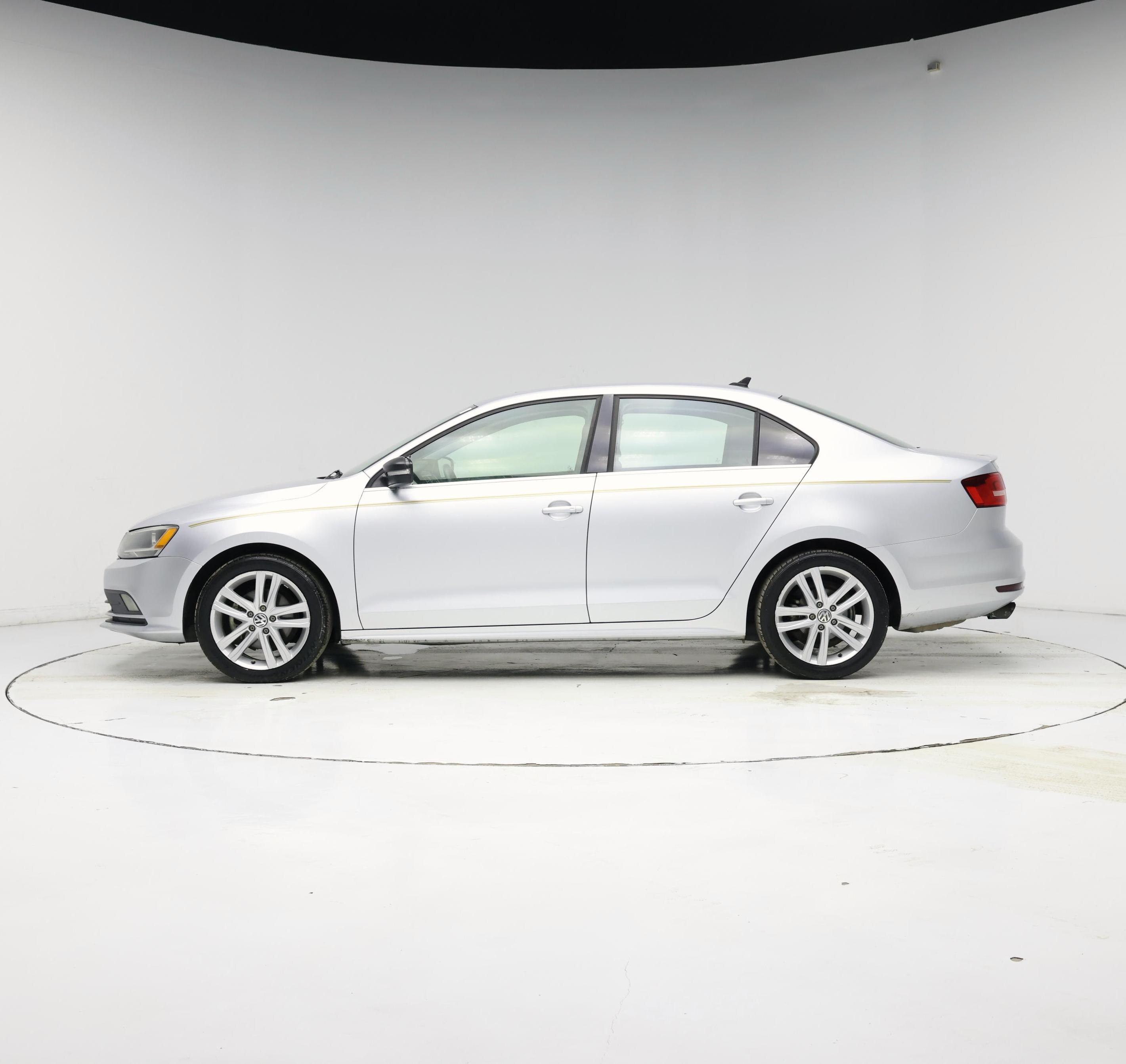 Thumbnail: 2015 Volkswagen Jetta - 3