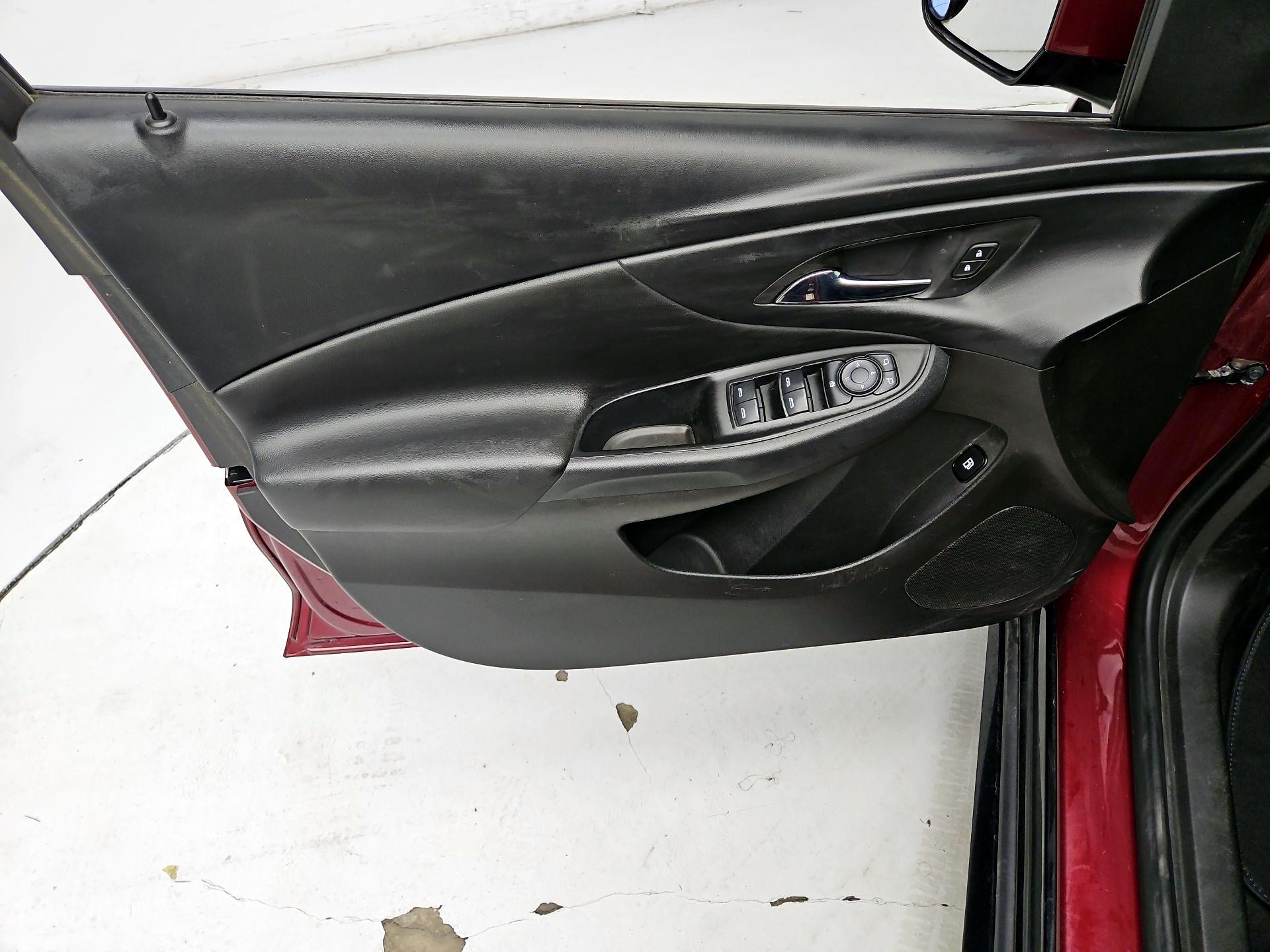 Thumbnail: 2017 Chevrolet Volt - 12