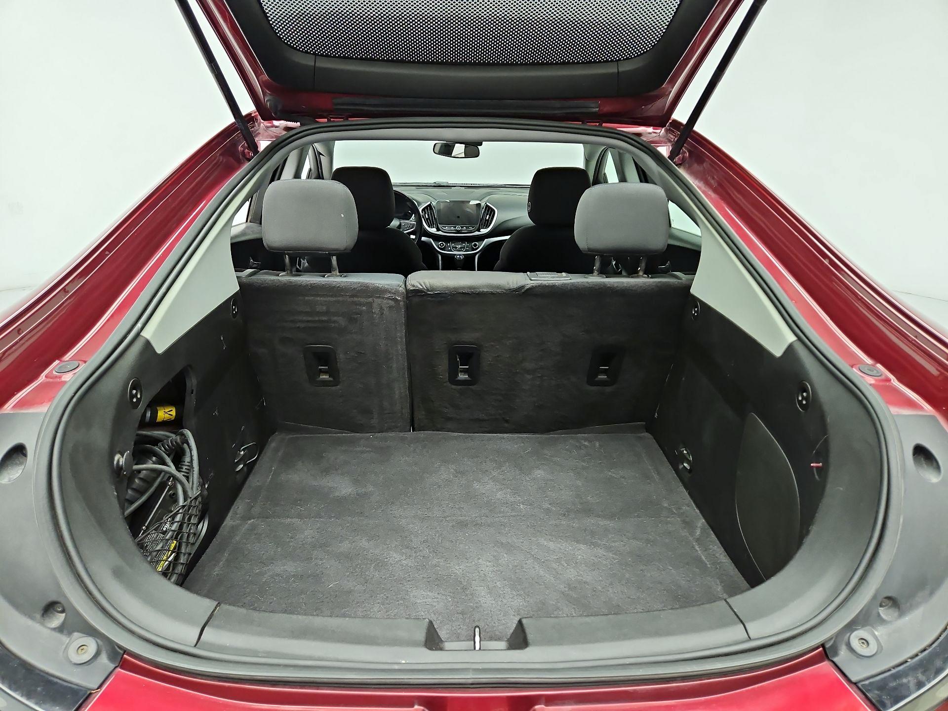 Thumbnail: 2017 Chevrolet Volt - 20