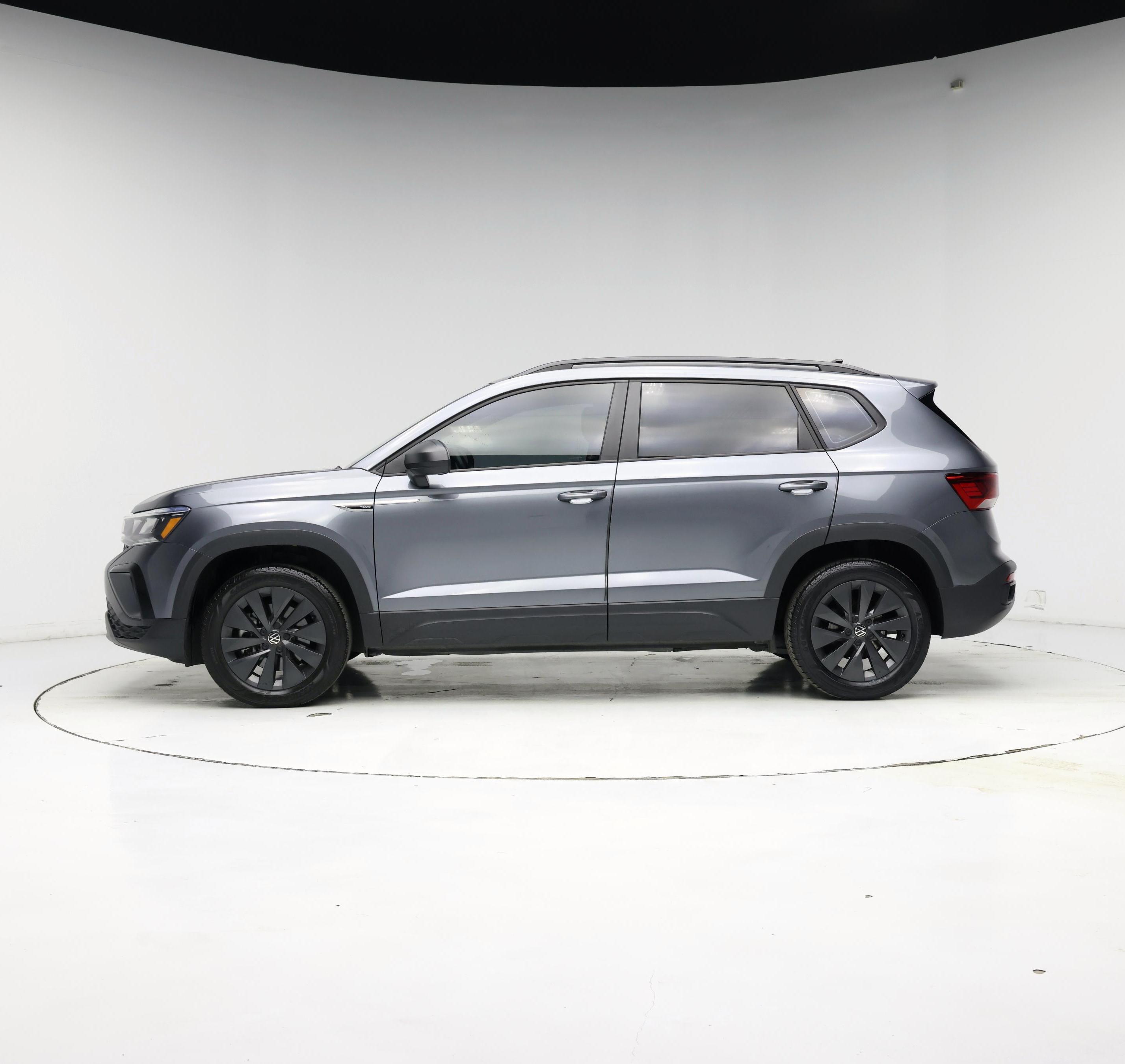 Thumbnail: 2023 Volkswagen Taos - 3