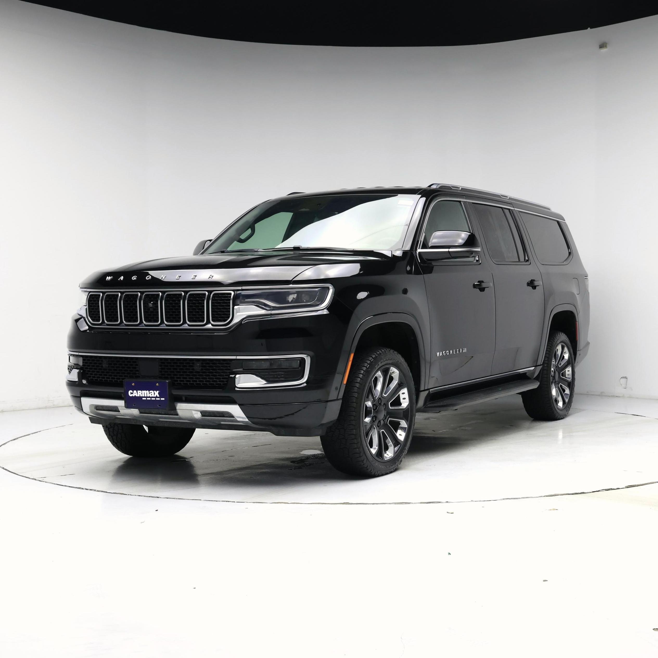 Thumbnail: 2023 Jeep Wagoneer - 4