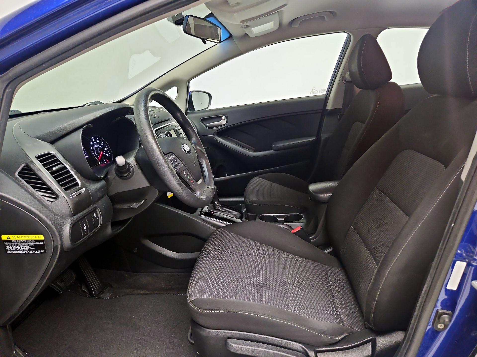 Thumbnail: 2018 Kia Forte - 11
