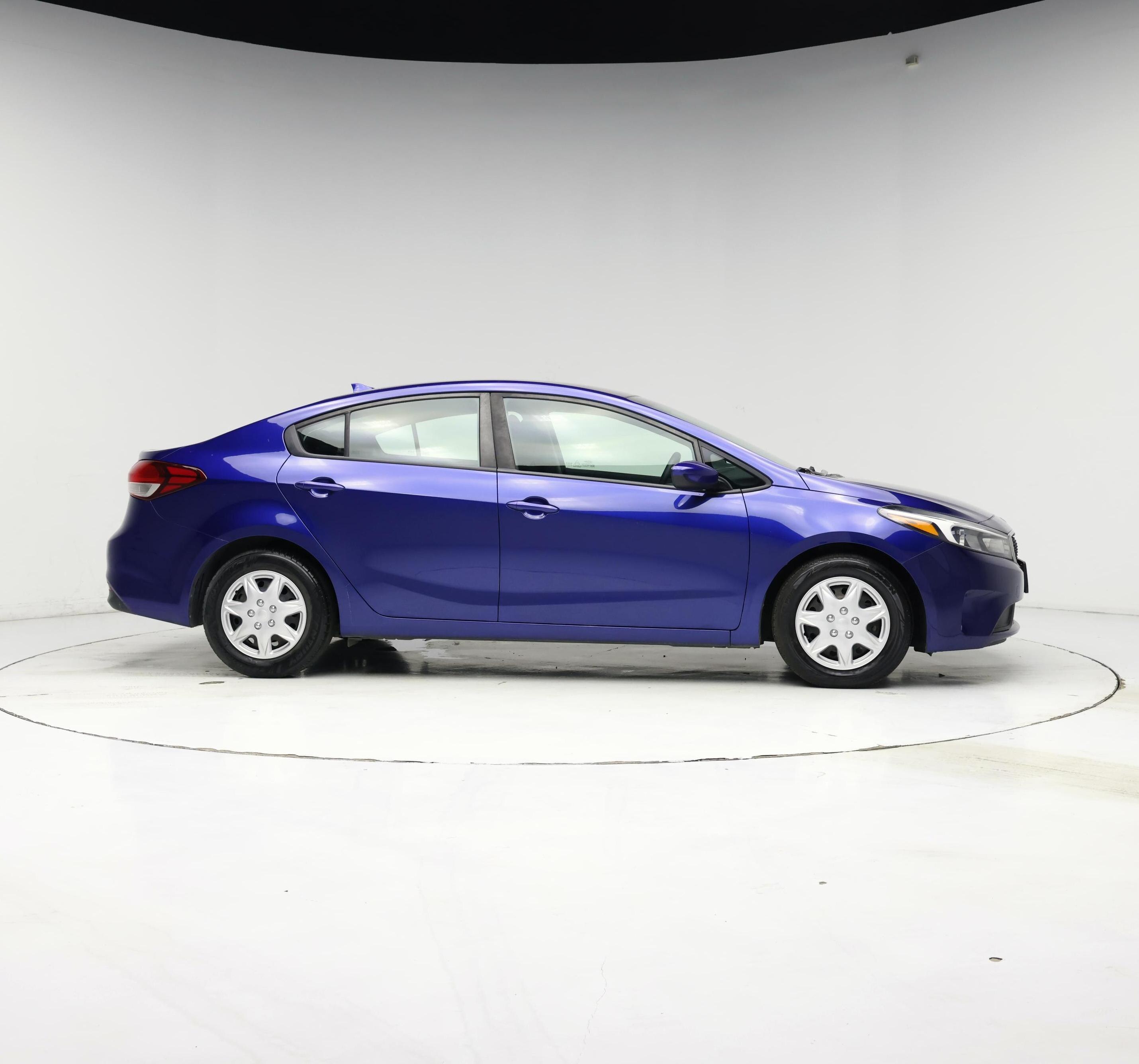 Thumbnail: 2018 Kia Forte - 7