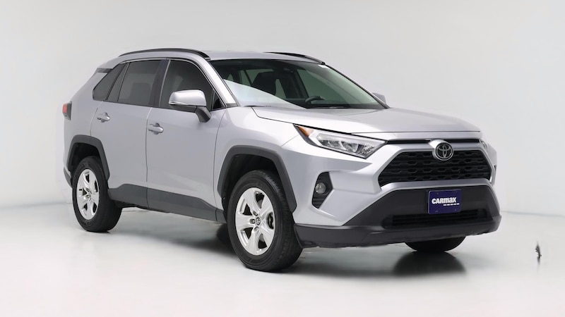2021 Toyota RAV4 XLE Hero Image
