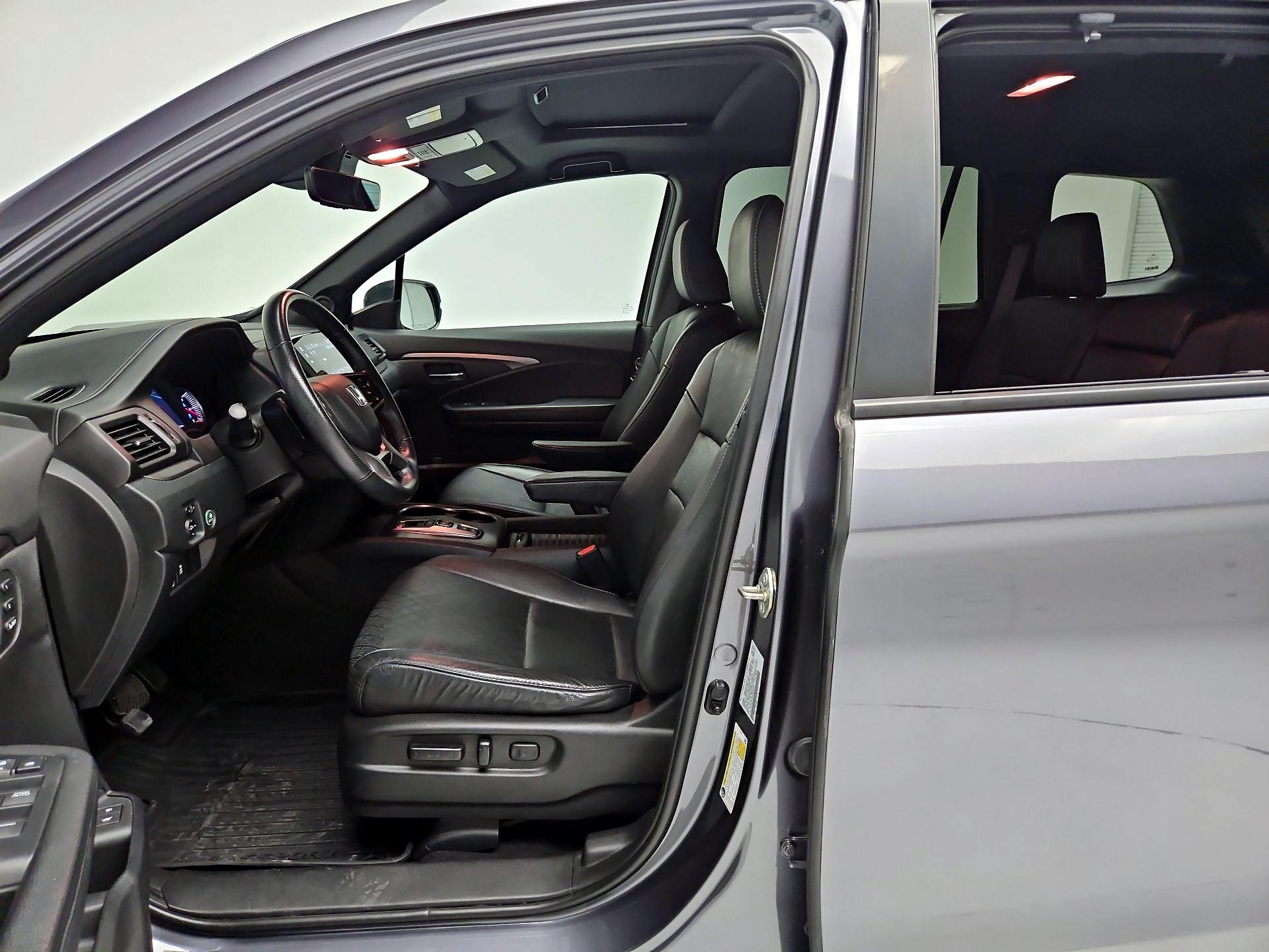 Thumbnail: 2020 Honda Passport - 11