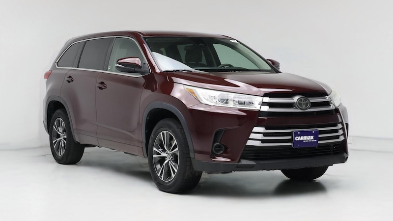 2018 Toyota Highlander LE Hero Image