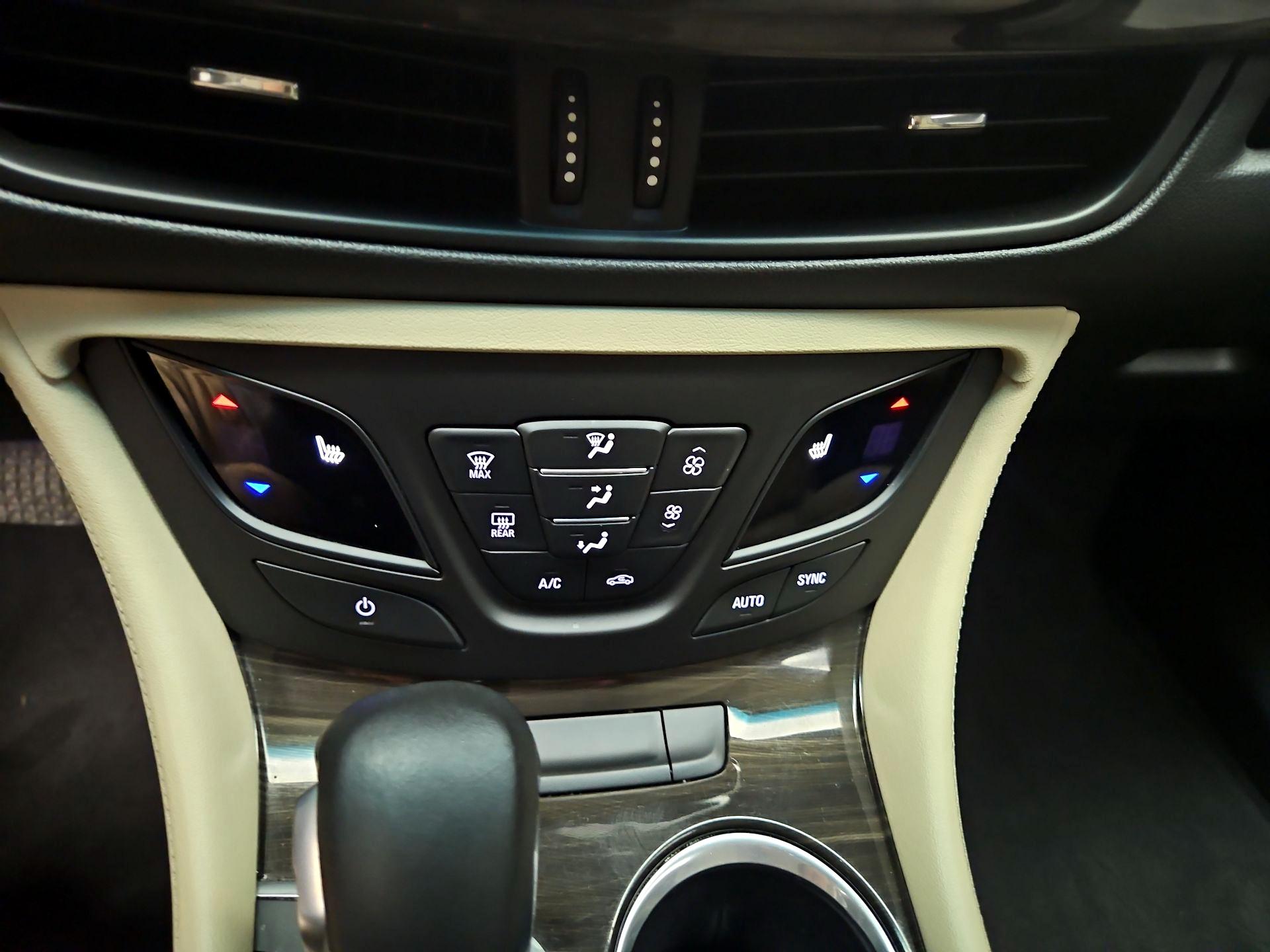 Thumbnail: 2019 Buick Envision - 16