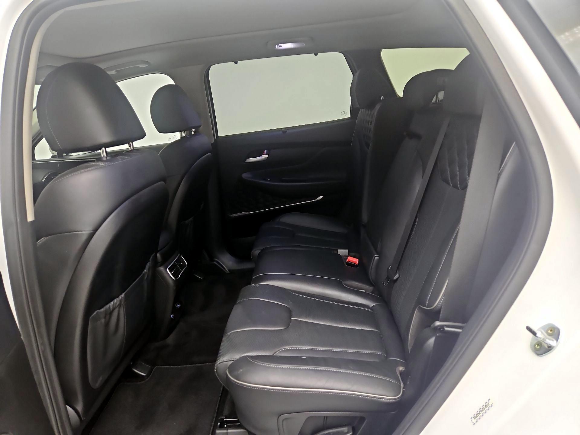 Thumbnail: 2022 Hyundai Santa Fe - 20