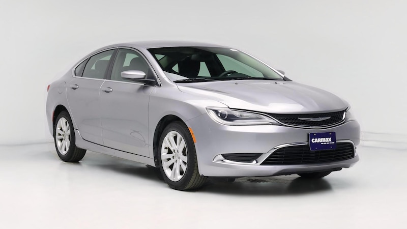 2015 Chrysler 200 Limited Hero Image