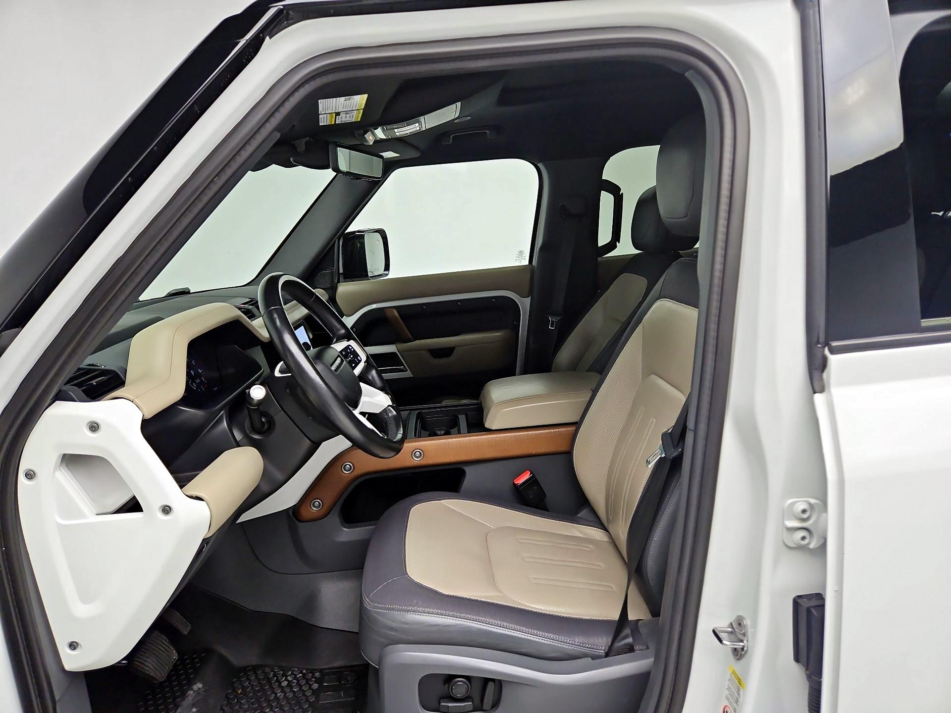 Thumbnail: 2021 Land Rover Defender - 11