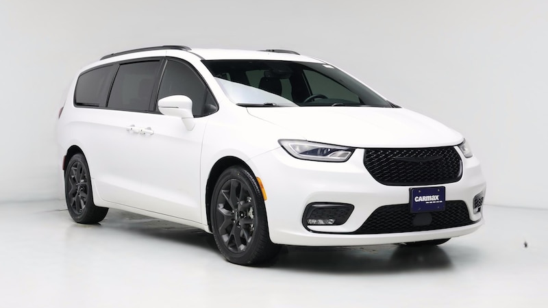 2021 Chrysler Pacifica Touring L Hero Image