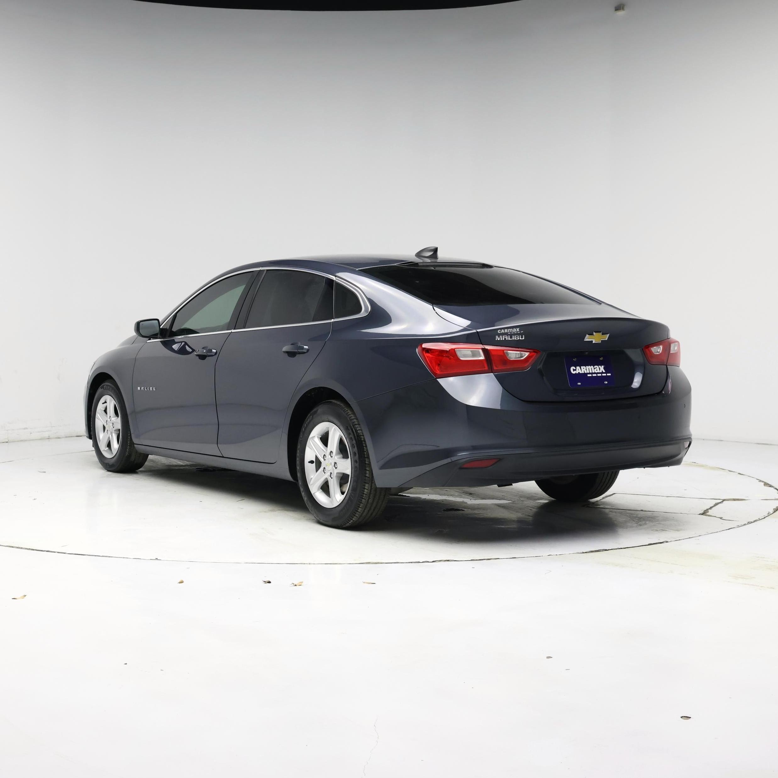 Thumbnail: 2021 Chevrolet Malibu - 2