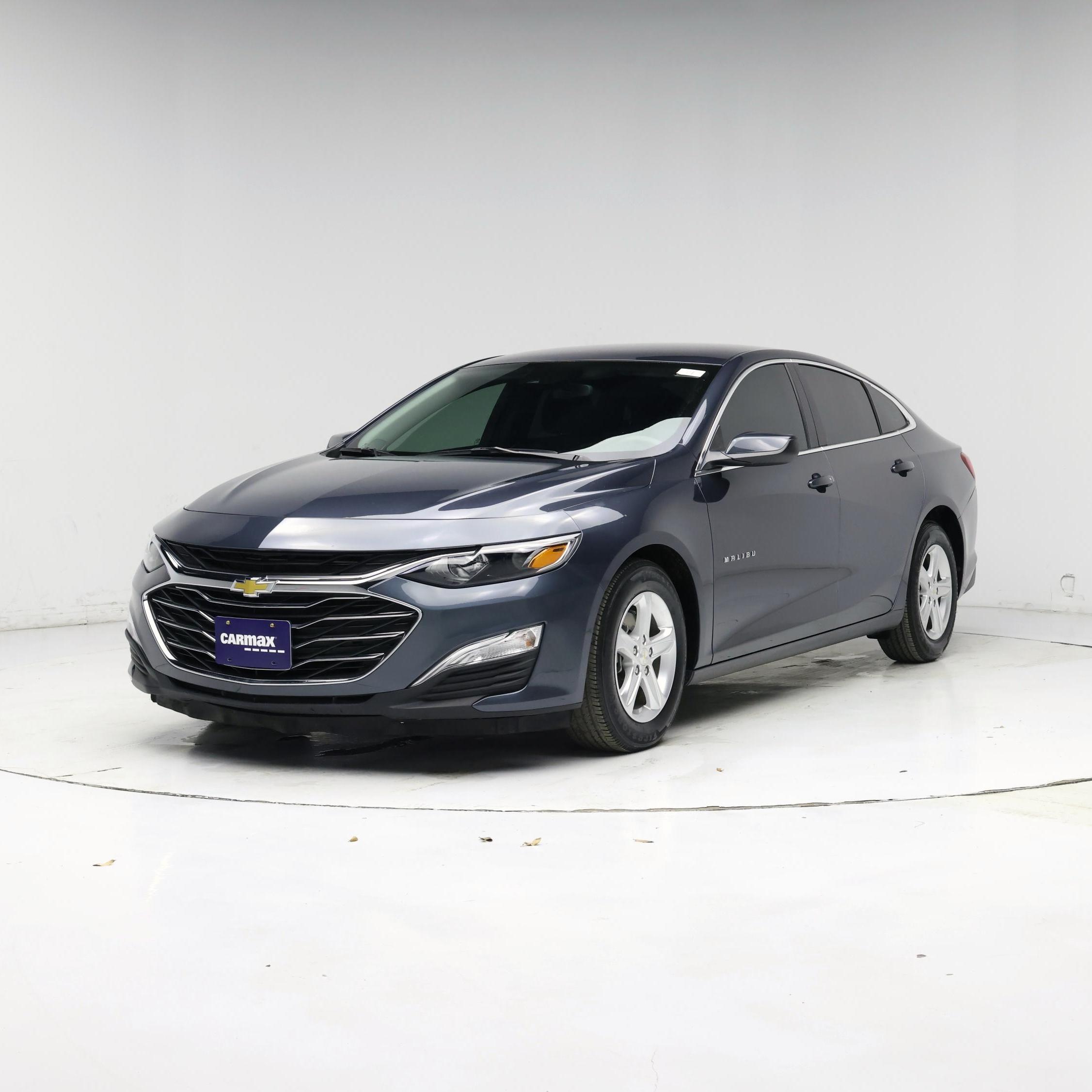 Thumbnail: 2021 Chevrolet Malibu - 4