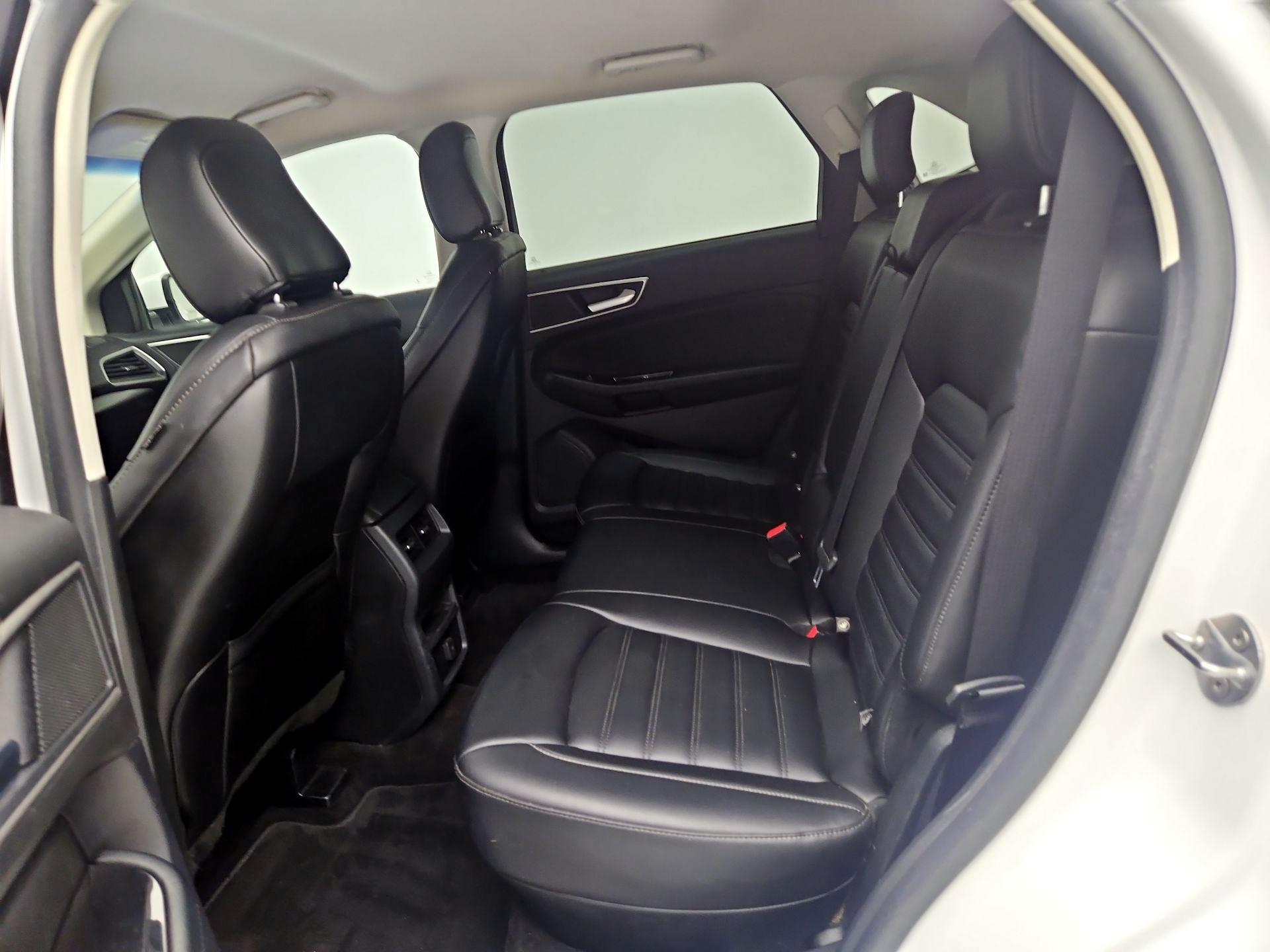 Thumbnail: 2020 Ford Edge - 19