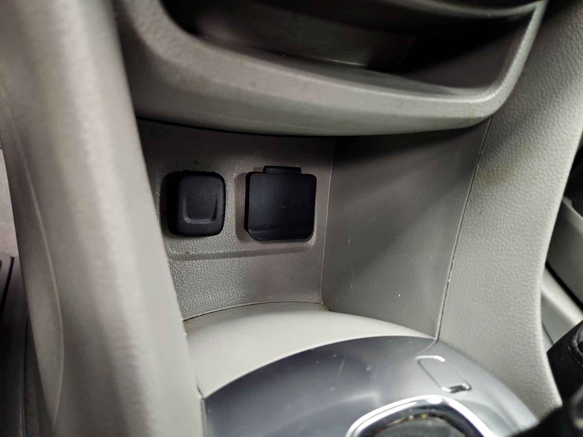 Thumbnail: 2016 Buick Encore - 18
