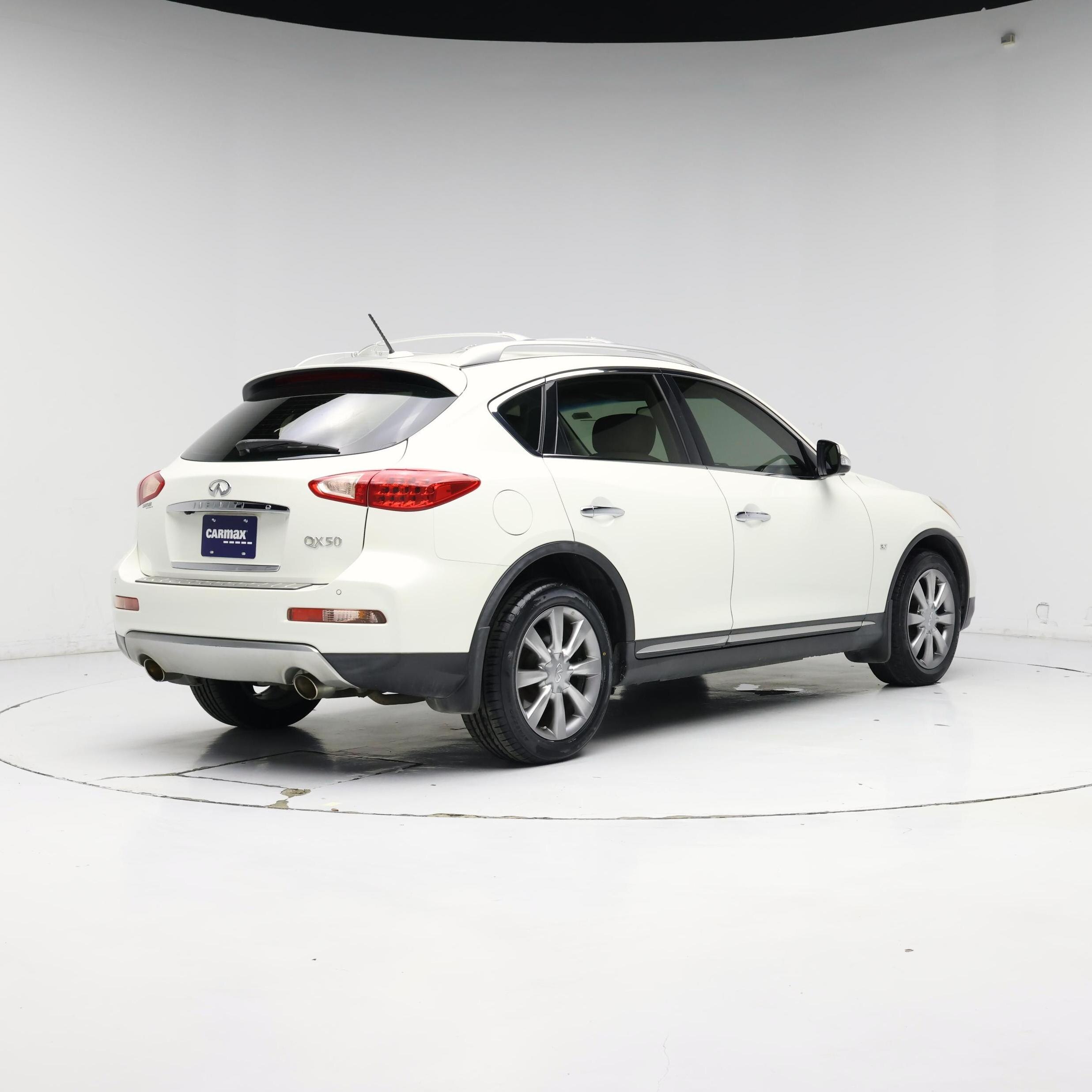 Thumbnail: 2017 INFINITI QX50 - 8