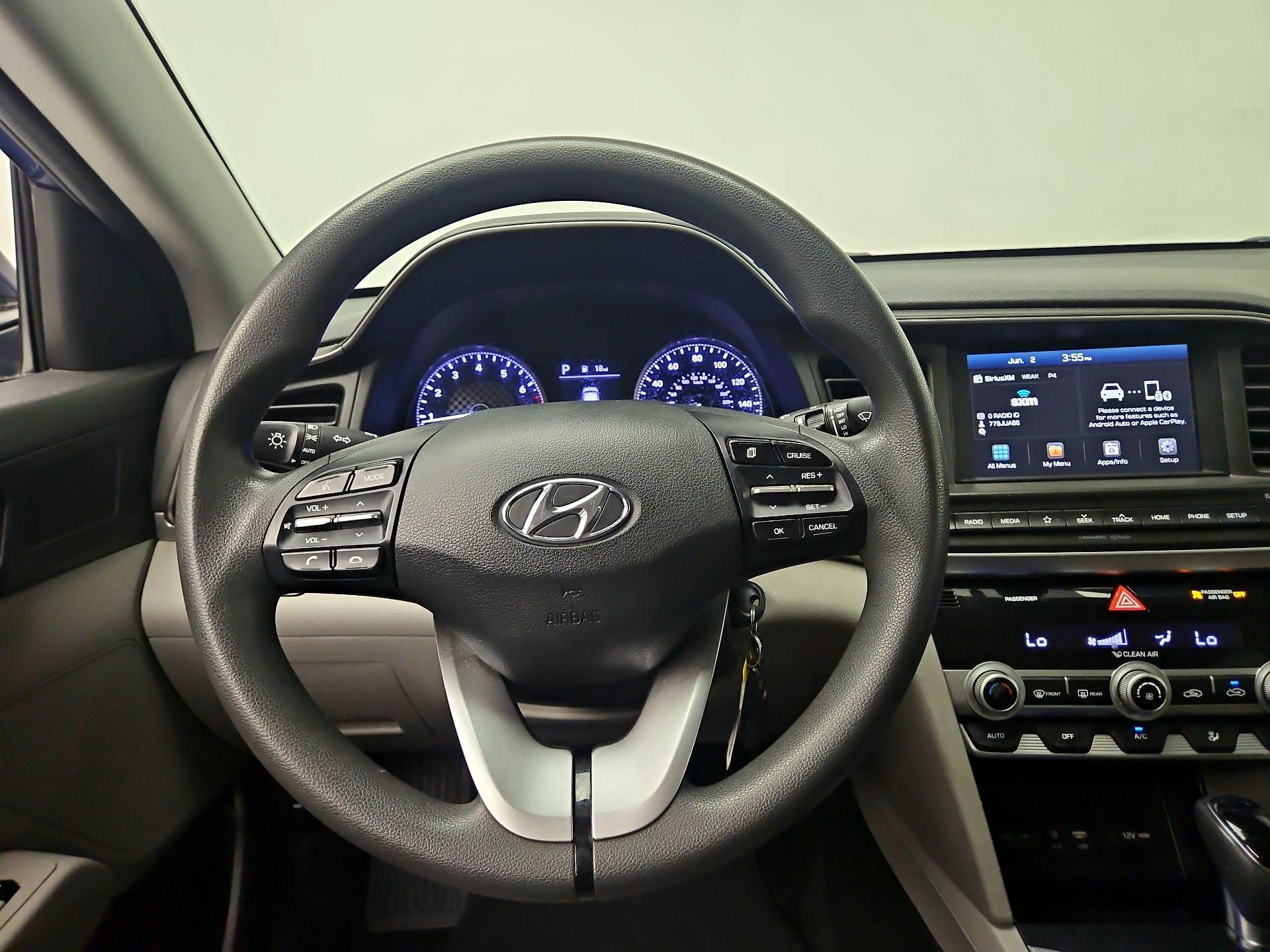 Thumbnail: 2020 Hyundai Elantra - 10