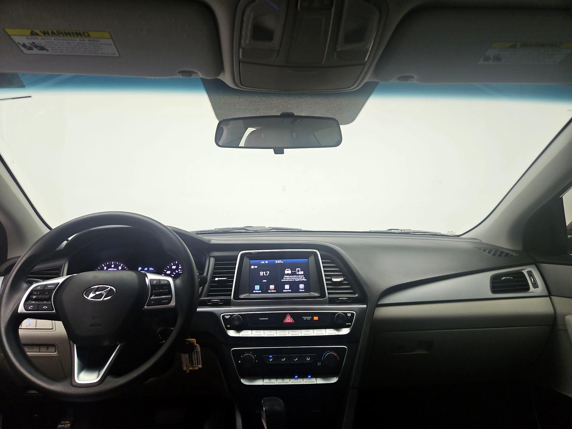 Thumbnail: 2019 Hyundai Sonata - 9