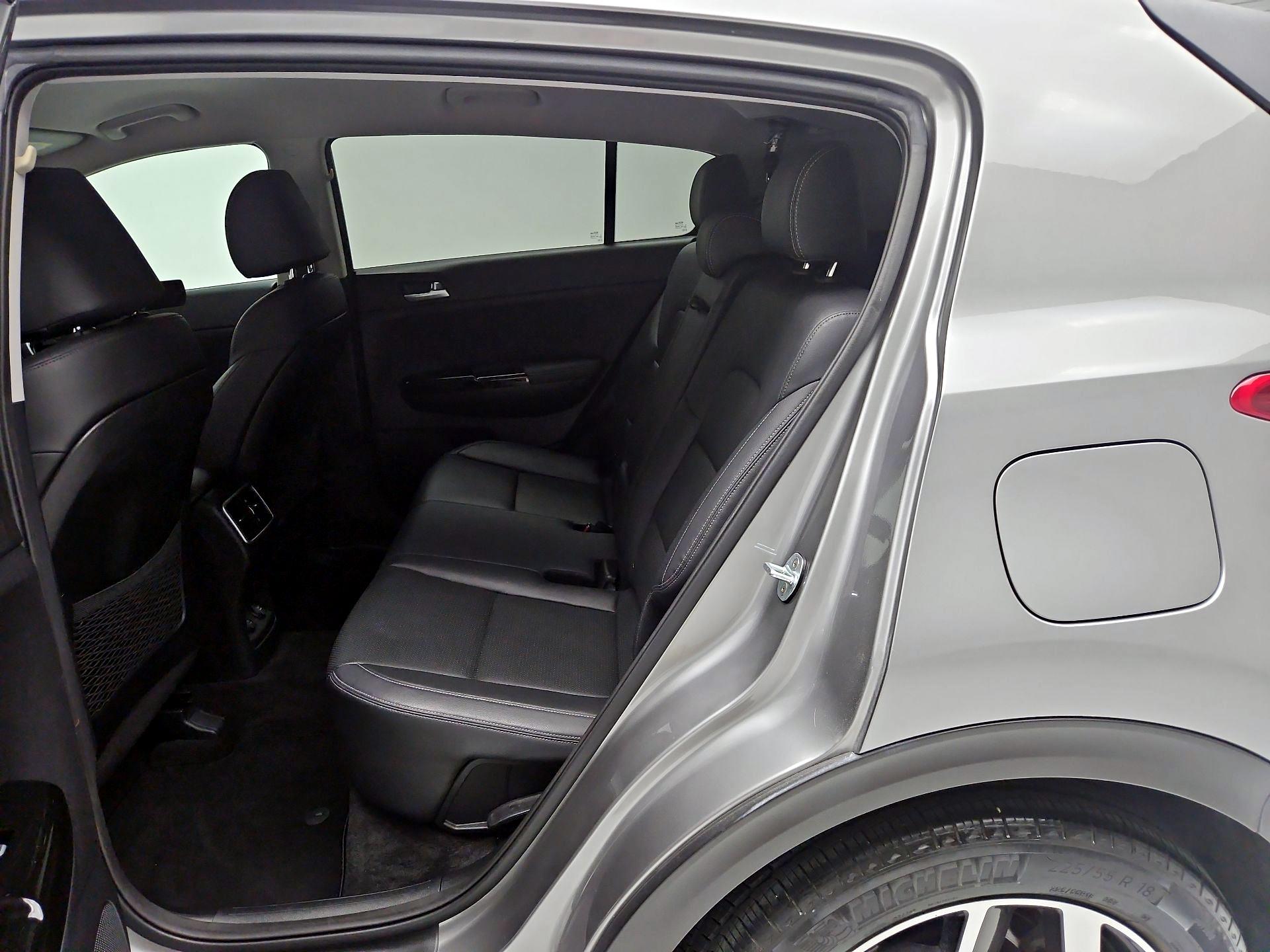 Thumbnail: 2020 Kia Sportage - 19