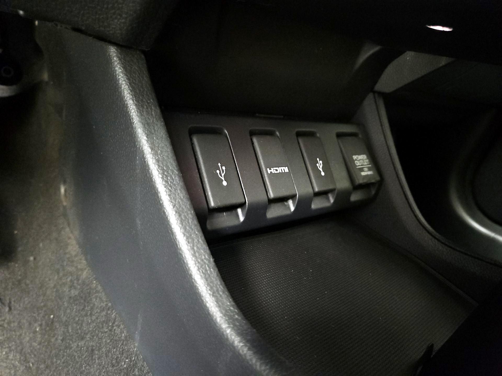 Thumbnail: 2016 Honda HR-V - 18
