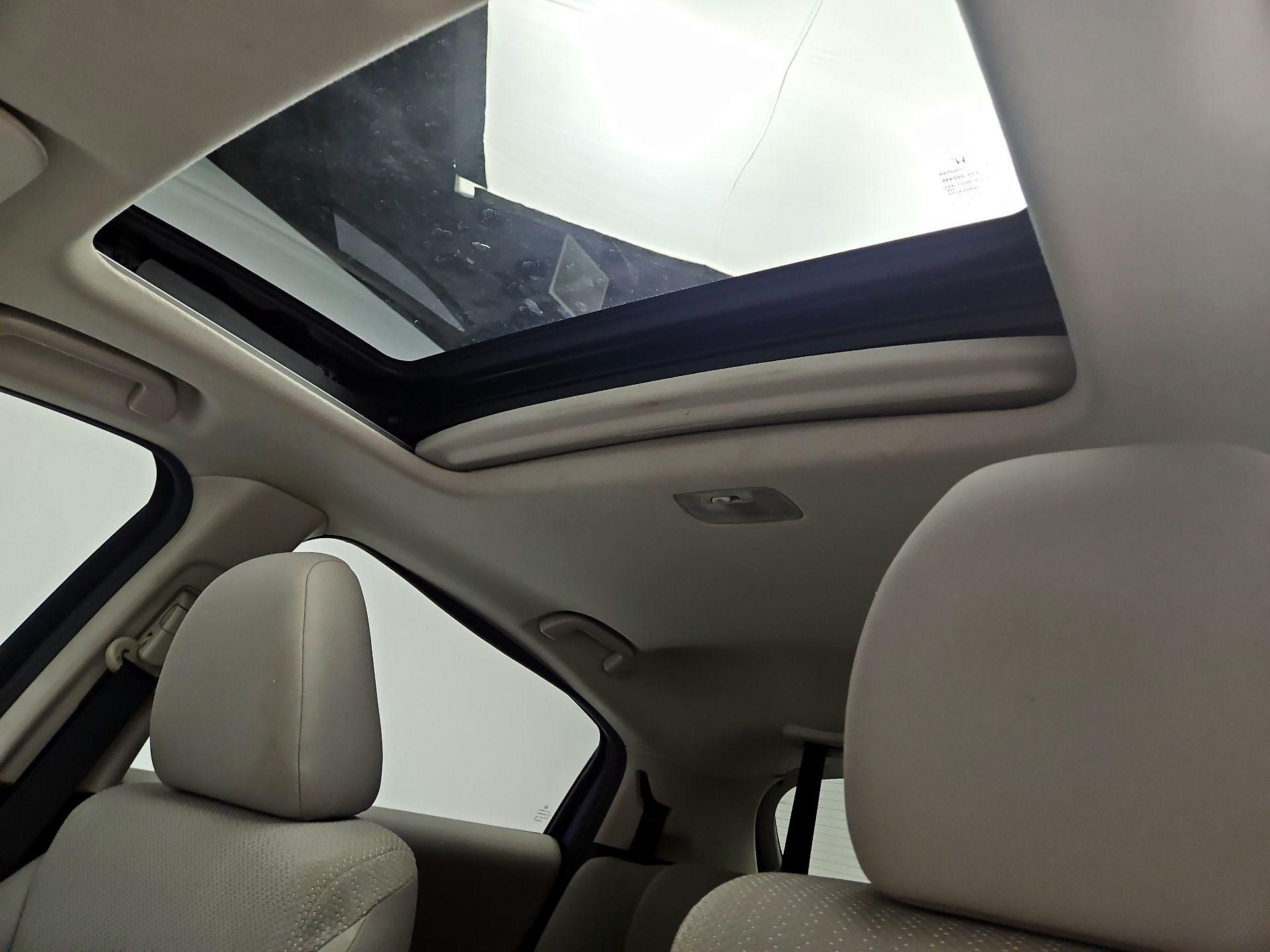 Thumbnail: 2016 Honda HR-V - 19
