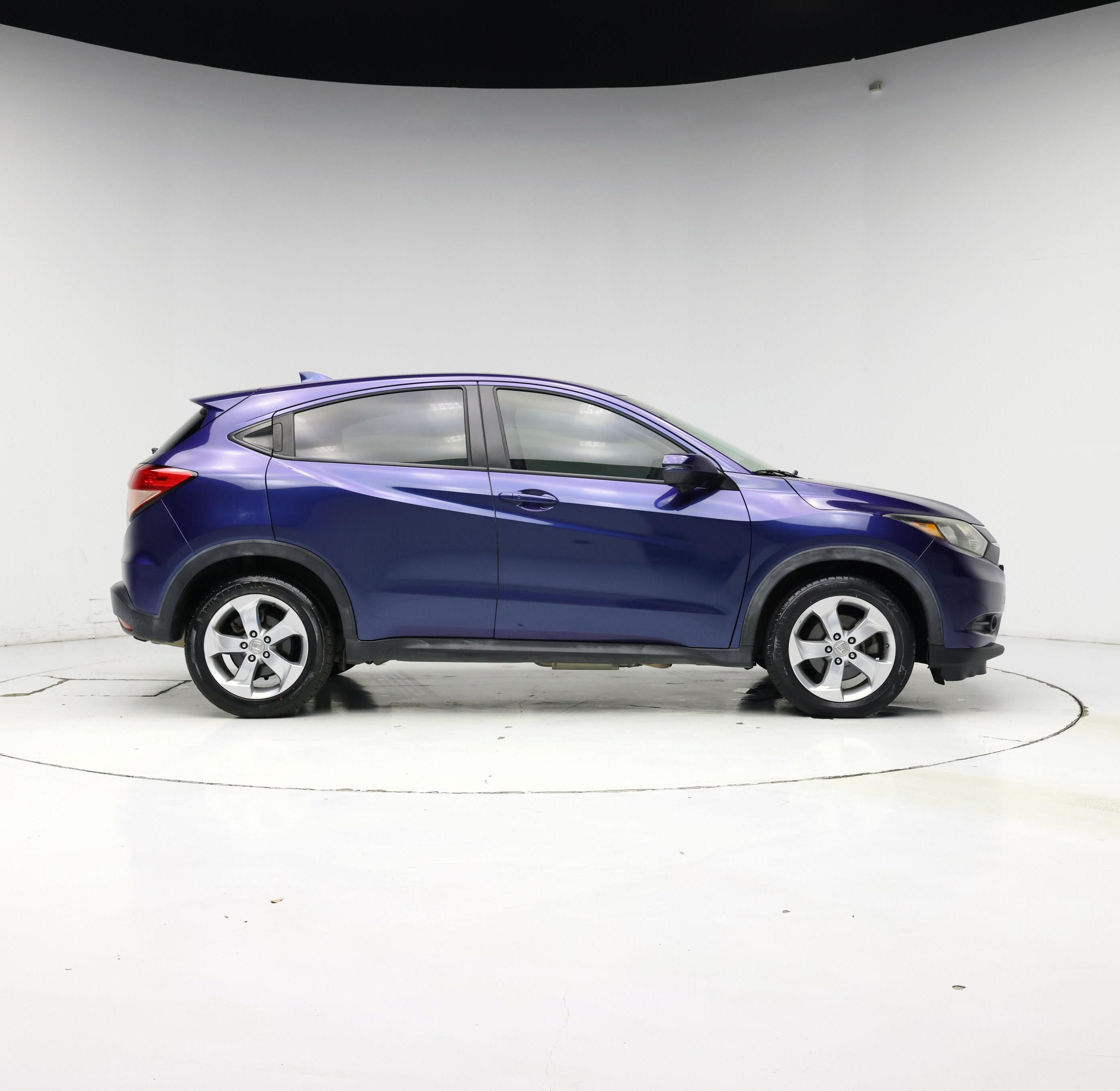 Thumbnail: 2016 Honda HR-V - 7