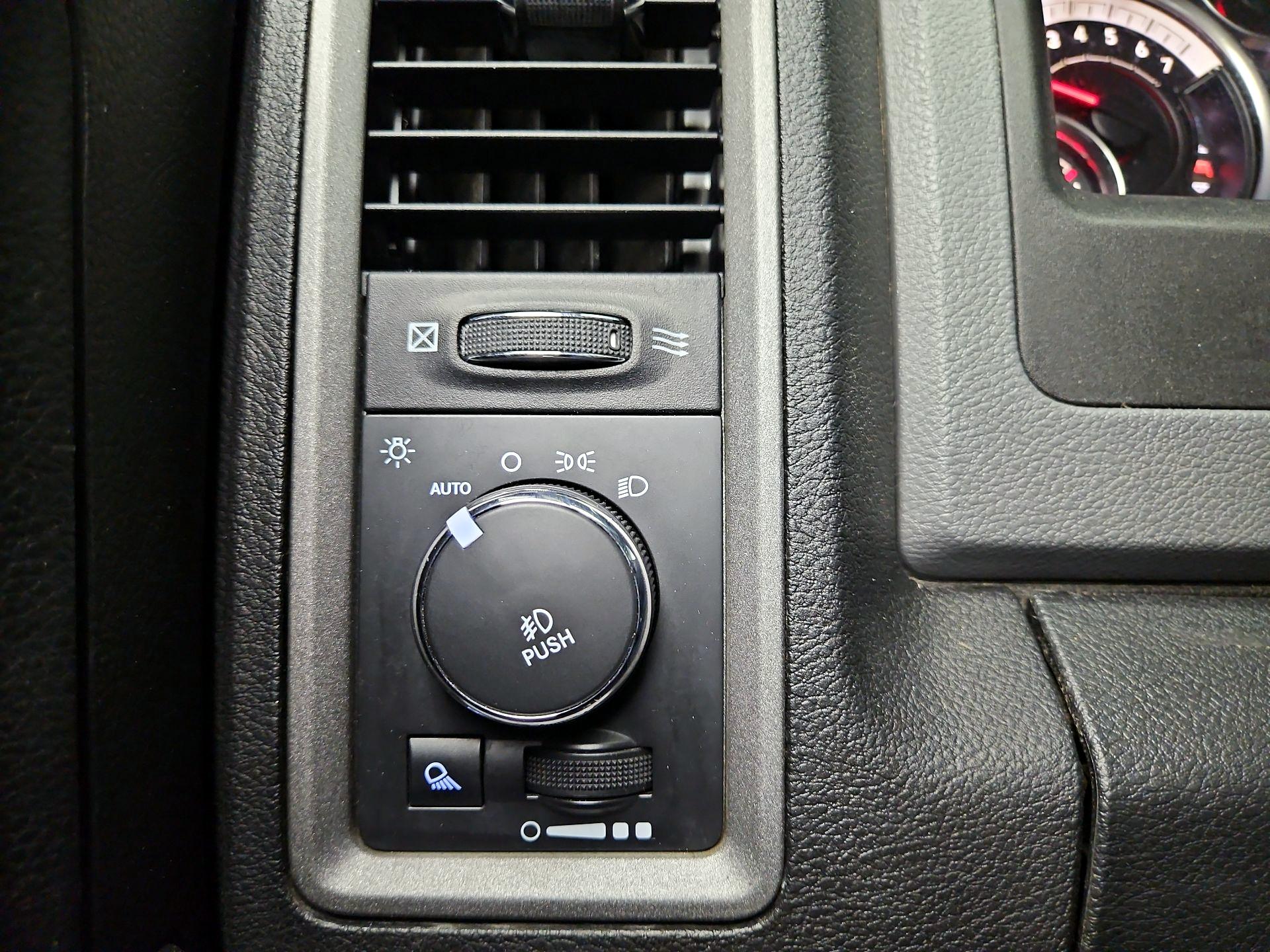 Thumbnail: 2014 RAM 1500 - 13