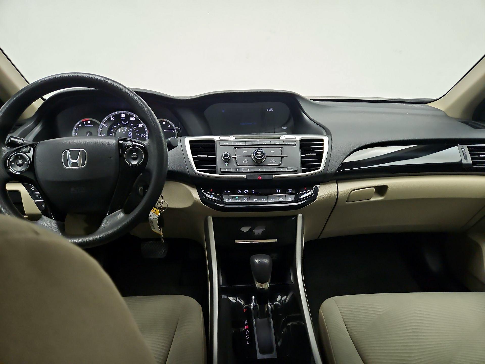 Thumbnail: 2016 Honda Accord - 9