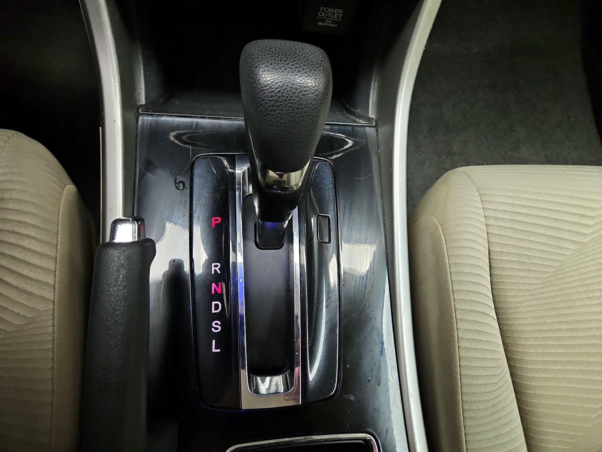 Thumbnail: 2016 Honda Accord - 17
