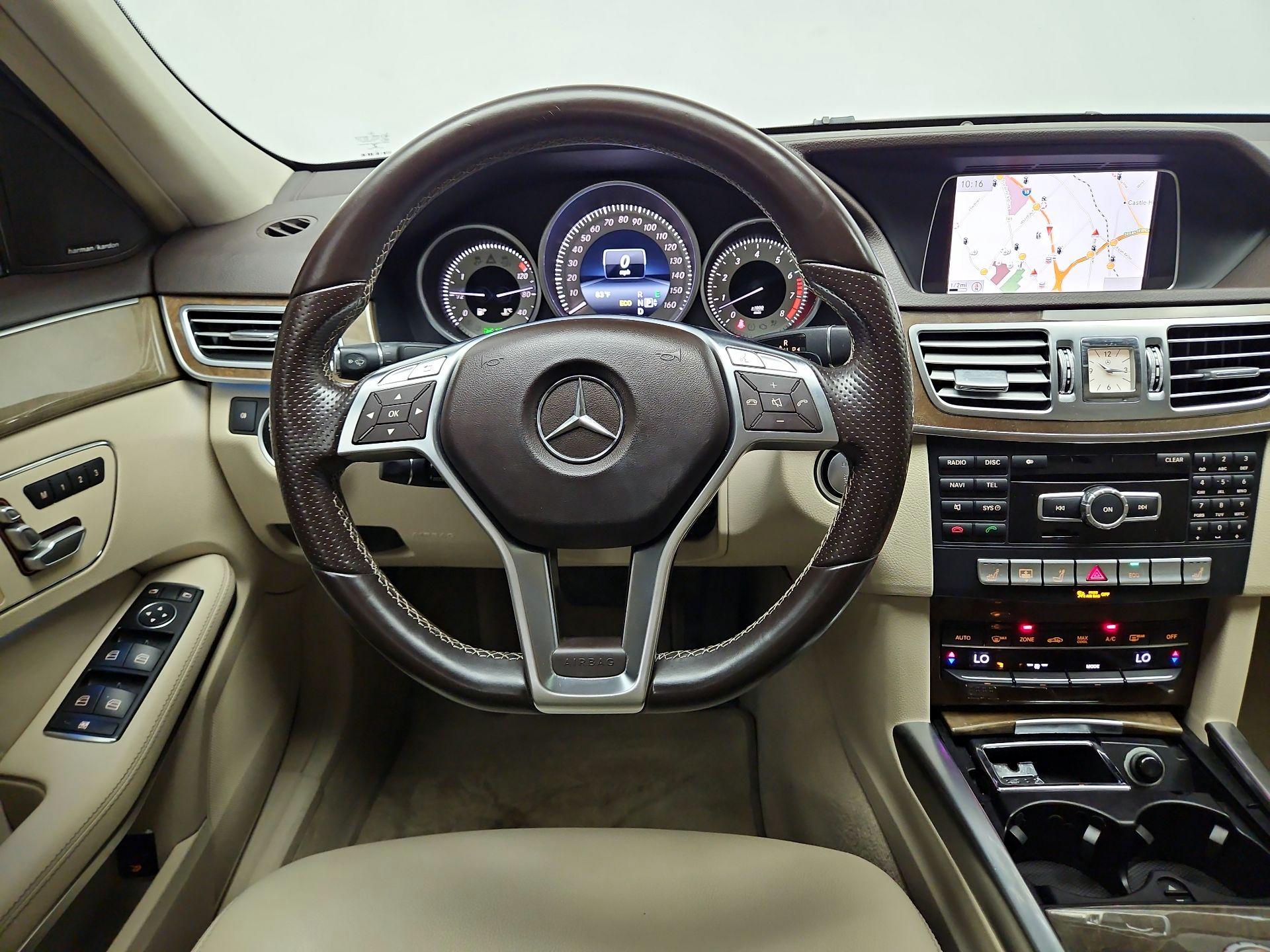 Thumbnail: 2014 Mercedes-Benz E-Class - 10