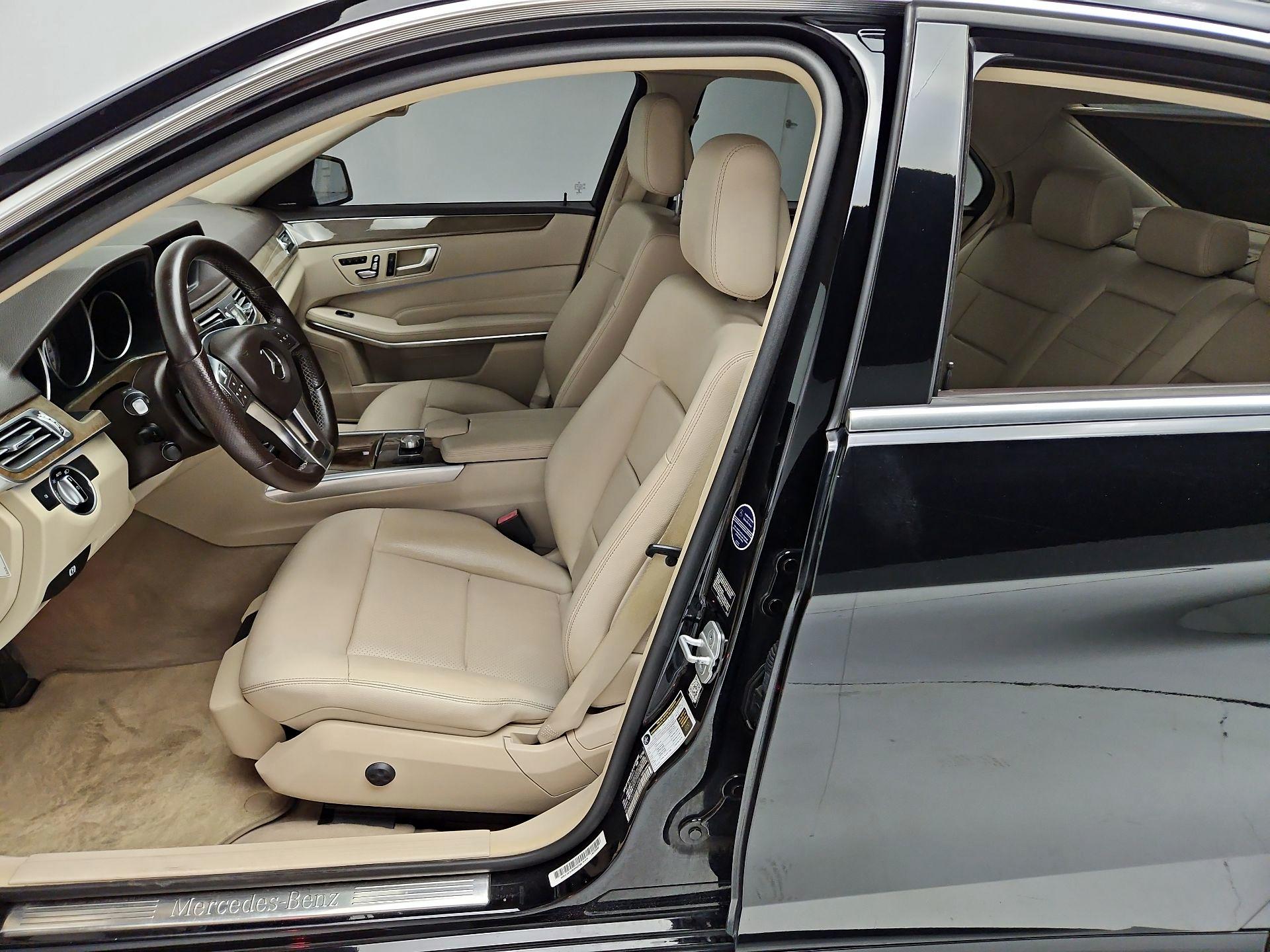 Thumbnail: 2014 Mercedes-Benz E-Class - 11
