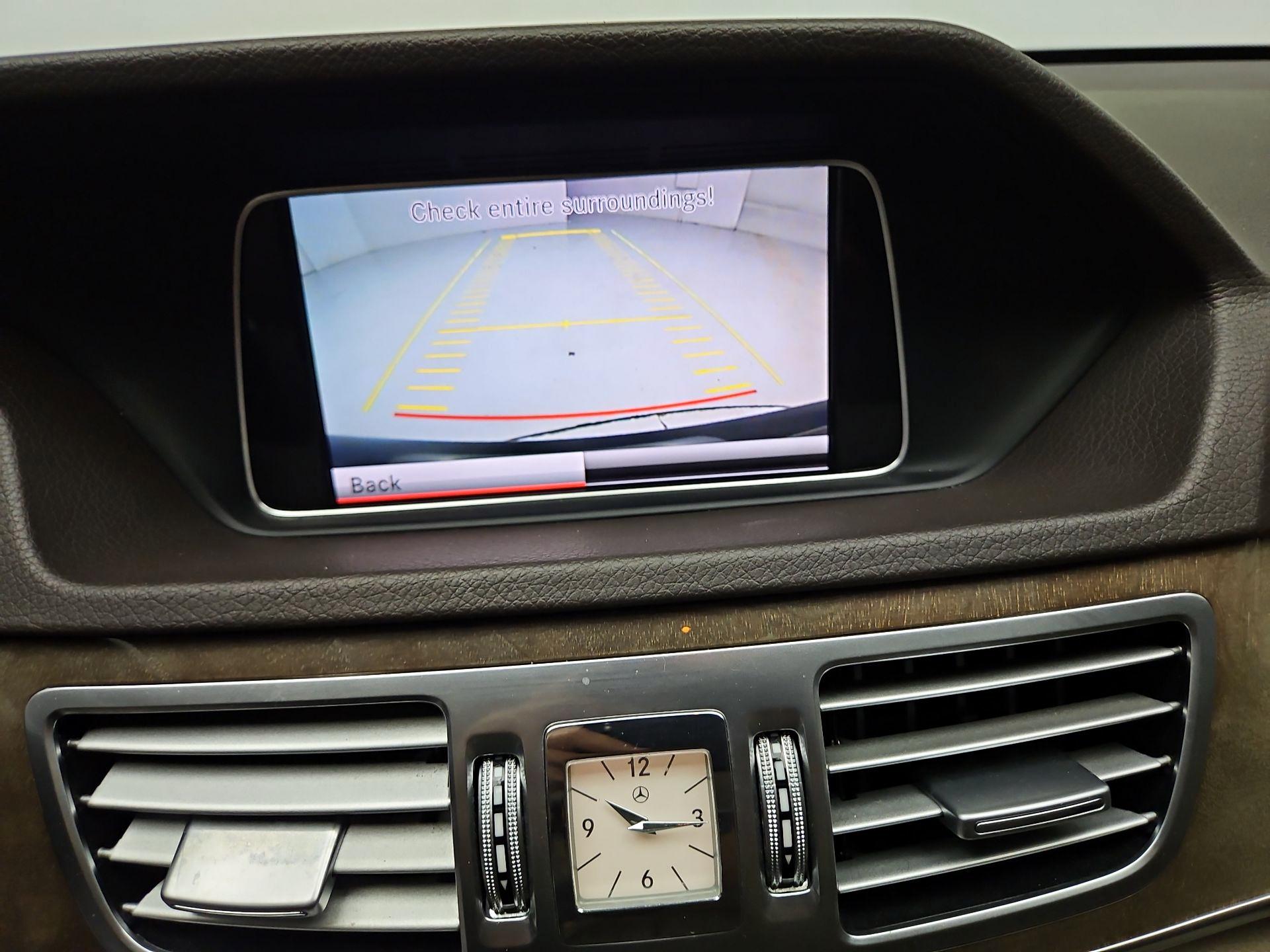 Thumbnail: 2014 Mercedes-Benz E-Class - 15